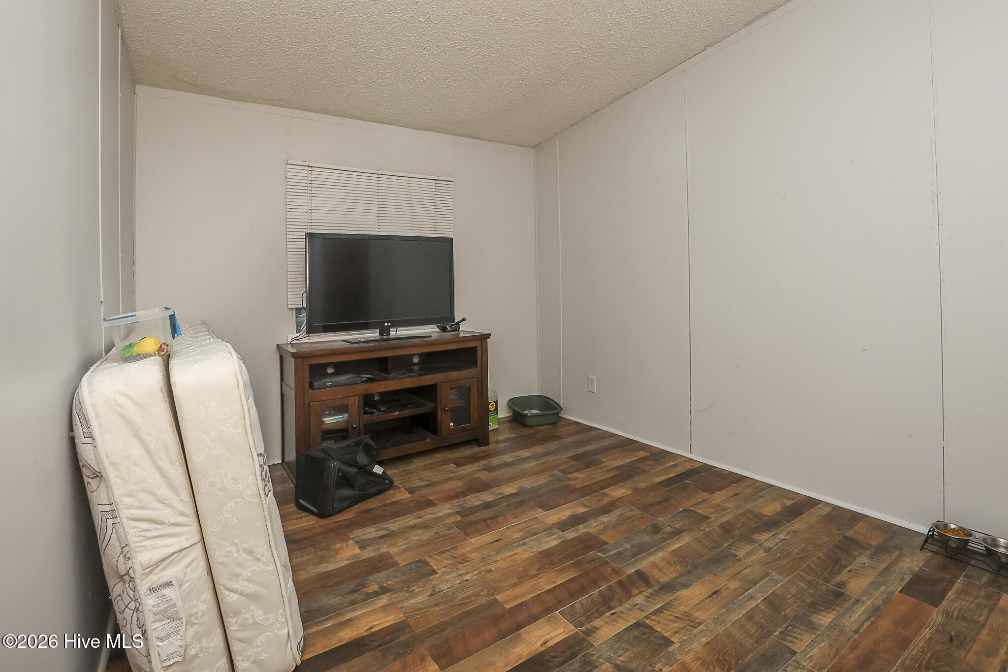 103 Yew Court Property Photo 26