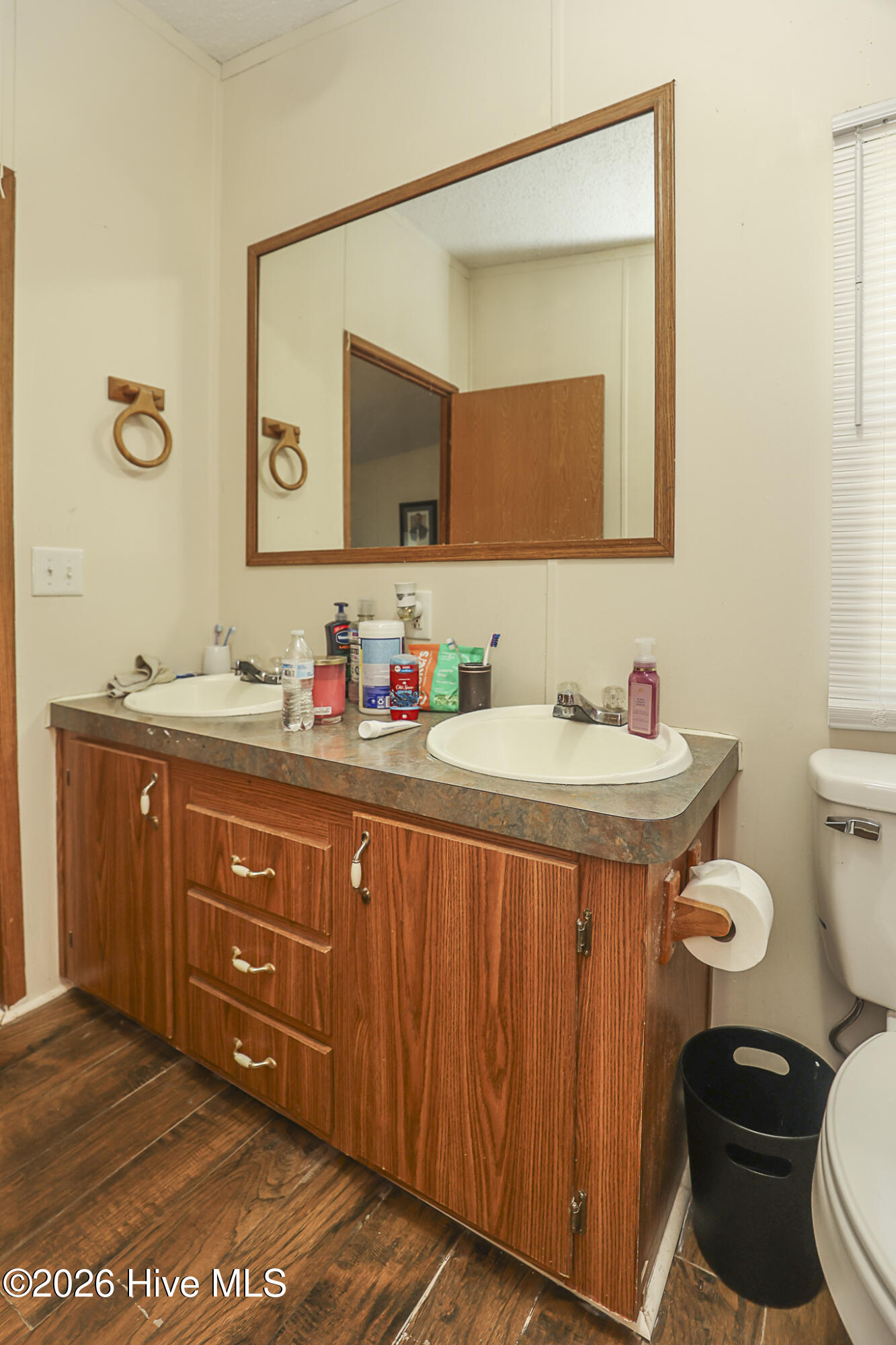 103 Yew Court Property Photo 36