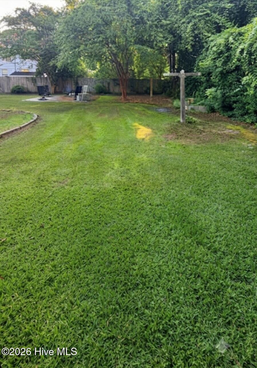 1210 Meadowood Drive Property Photo 7