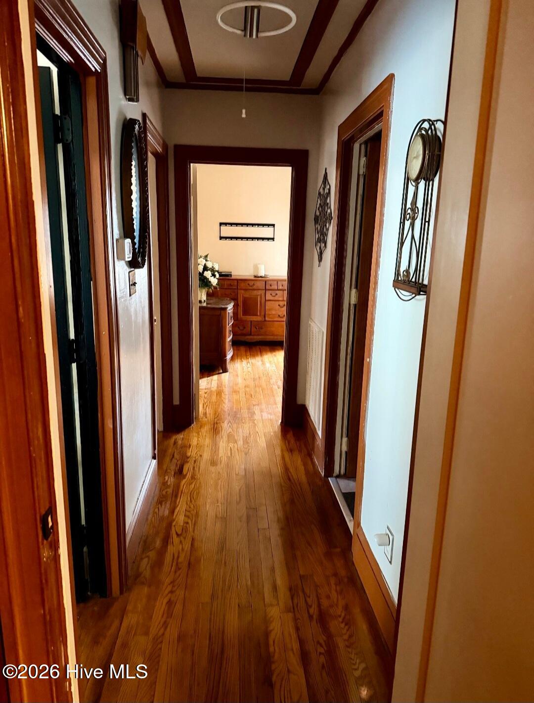 1210 Meadowood Drive Property Photo 27