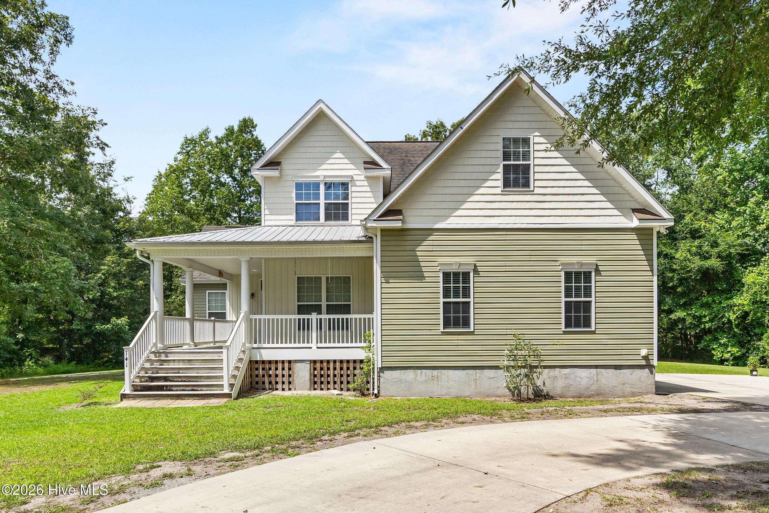 141 Sweetbrier Drive Property Photo 1