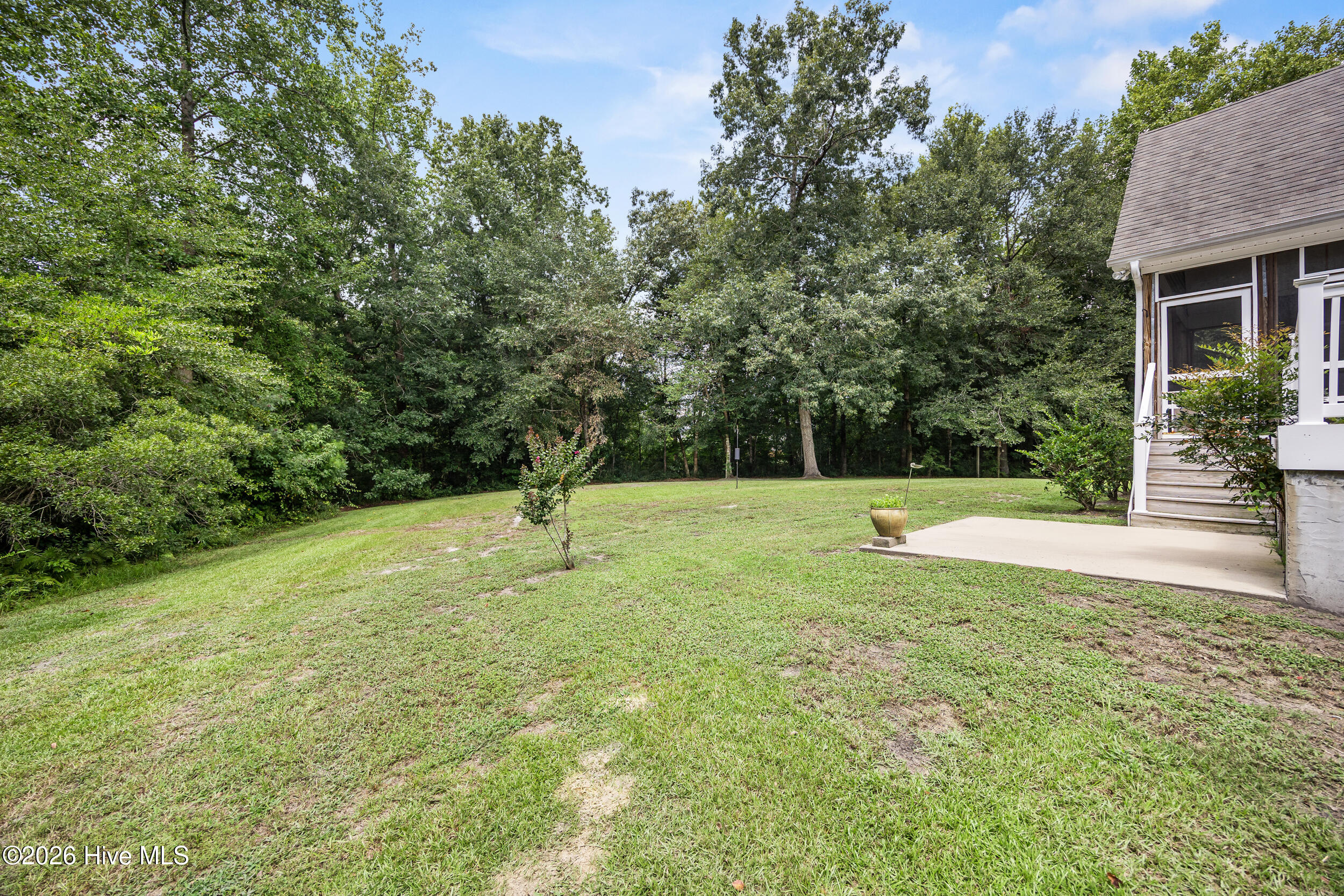 141 Sweetbrier Drive Property Photo 6