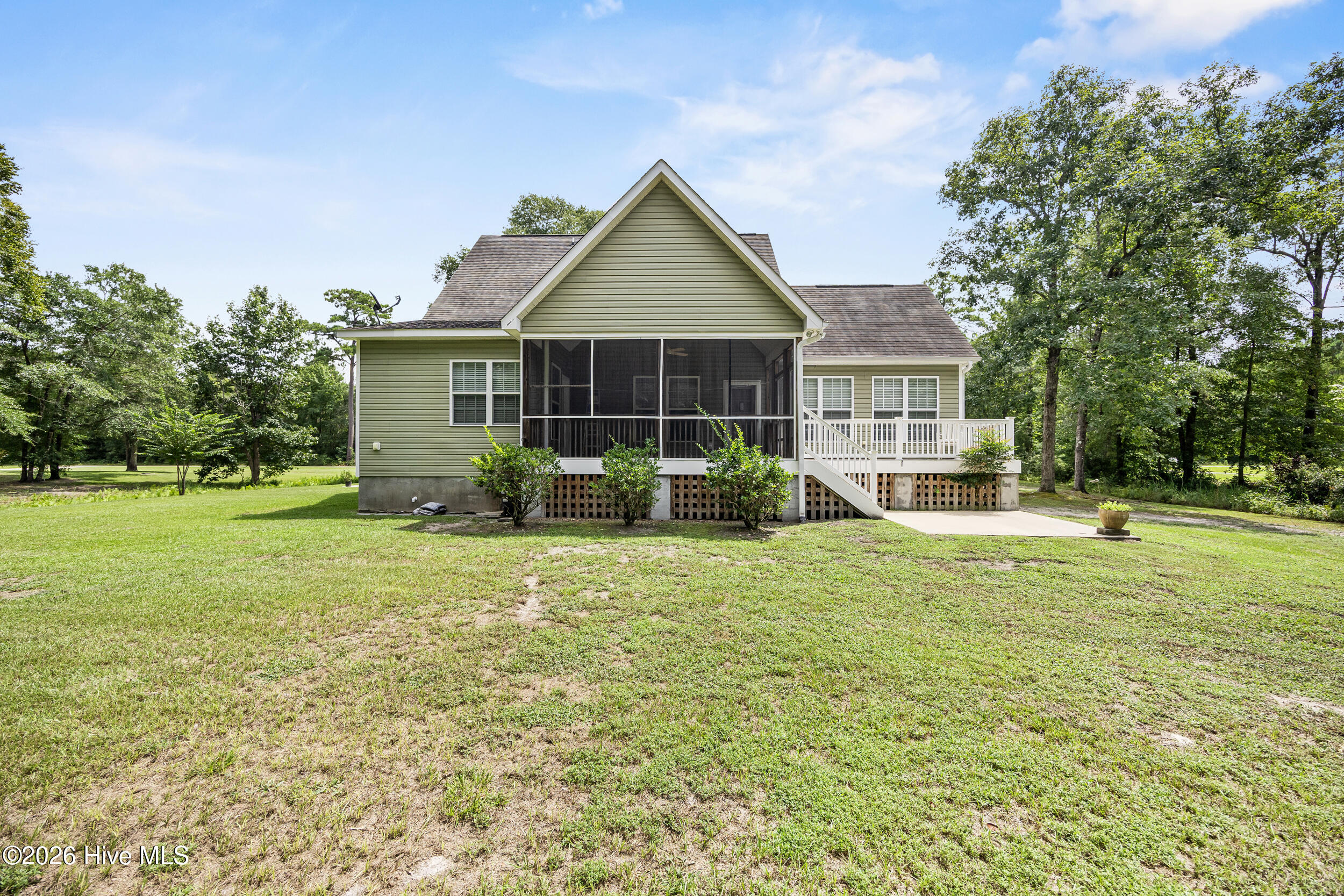 141 Sweetbrier Drive Property Photo 8