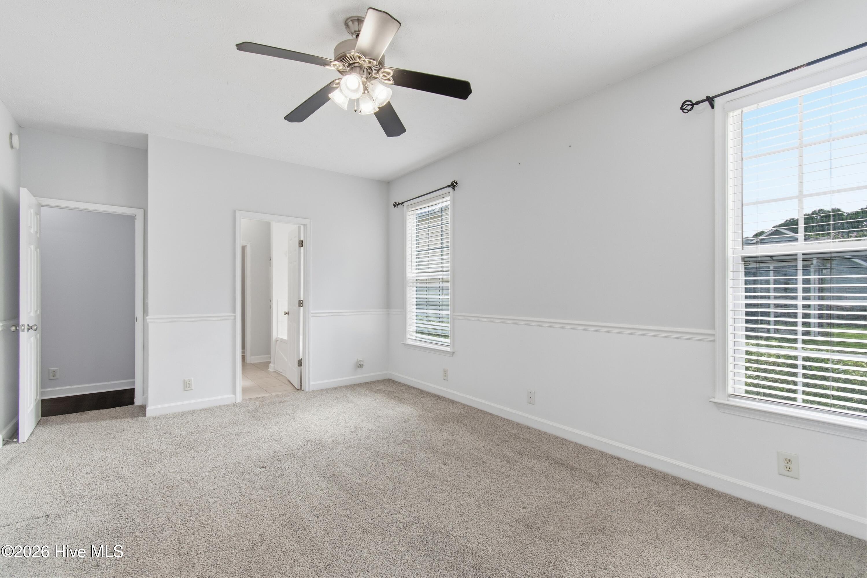 709 E Pipers Glen Property Photo 20