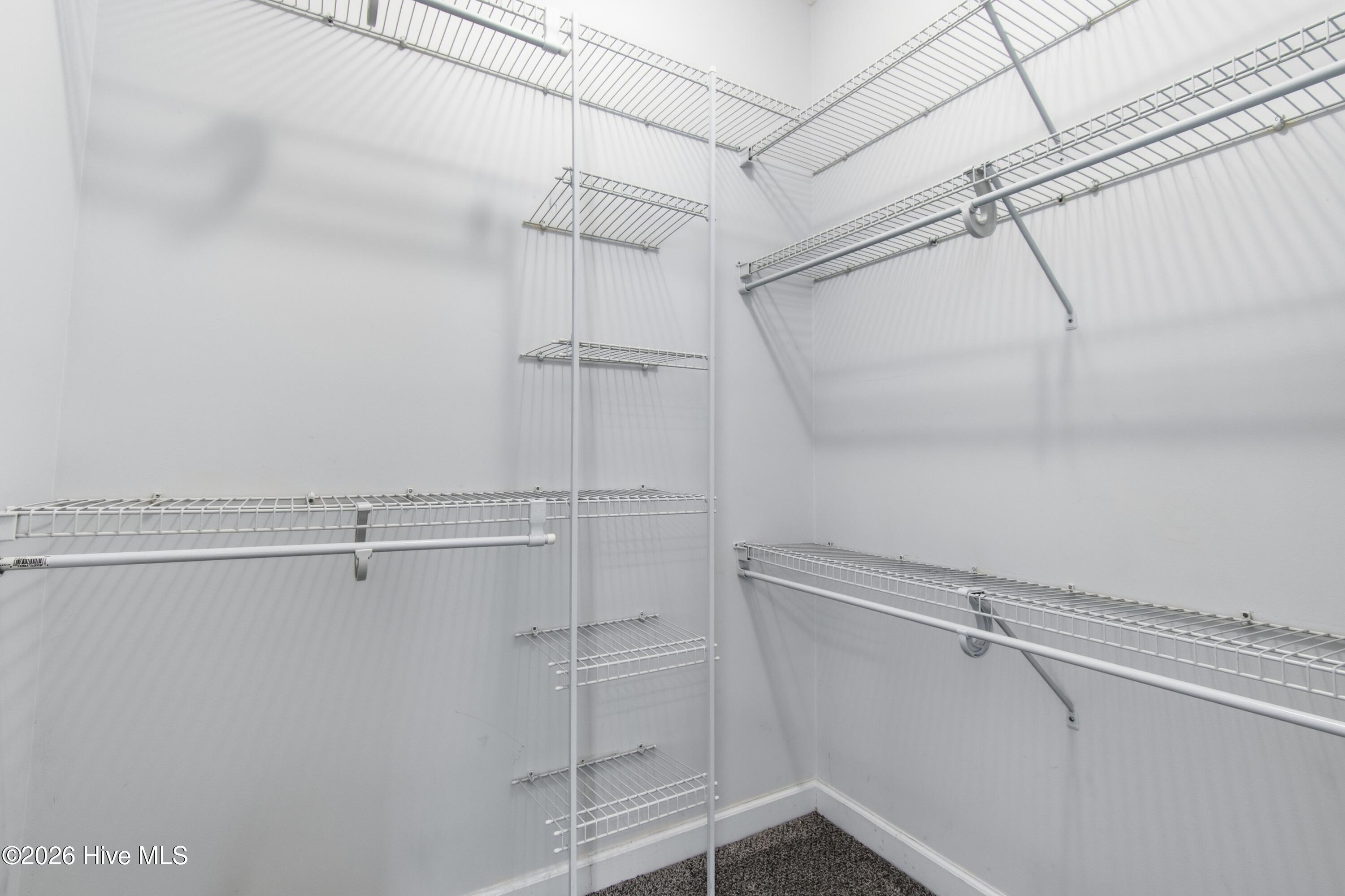 709 E Pipers Glen Property Photo 24