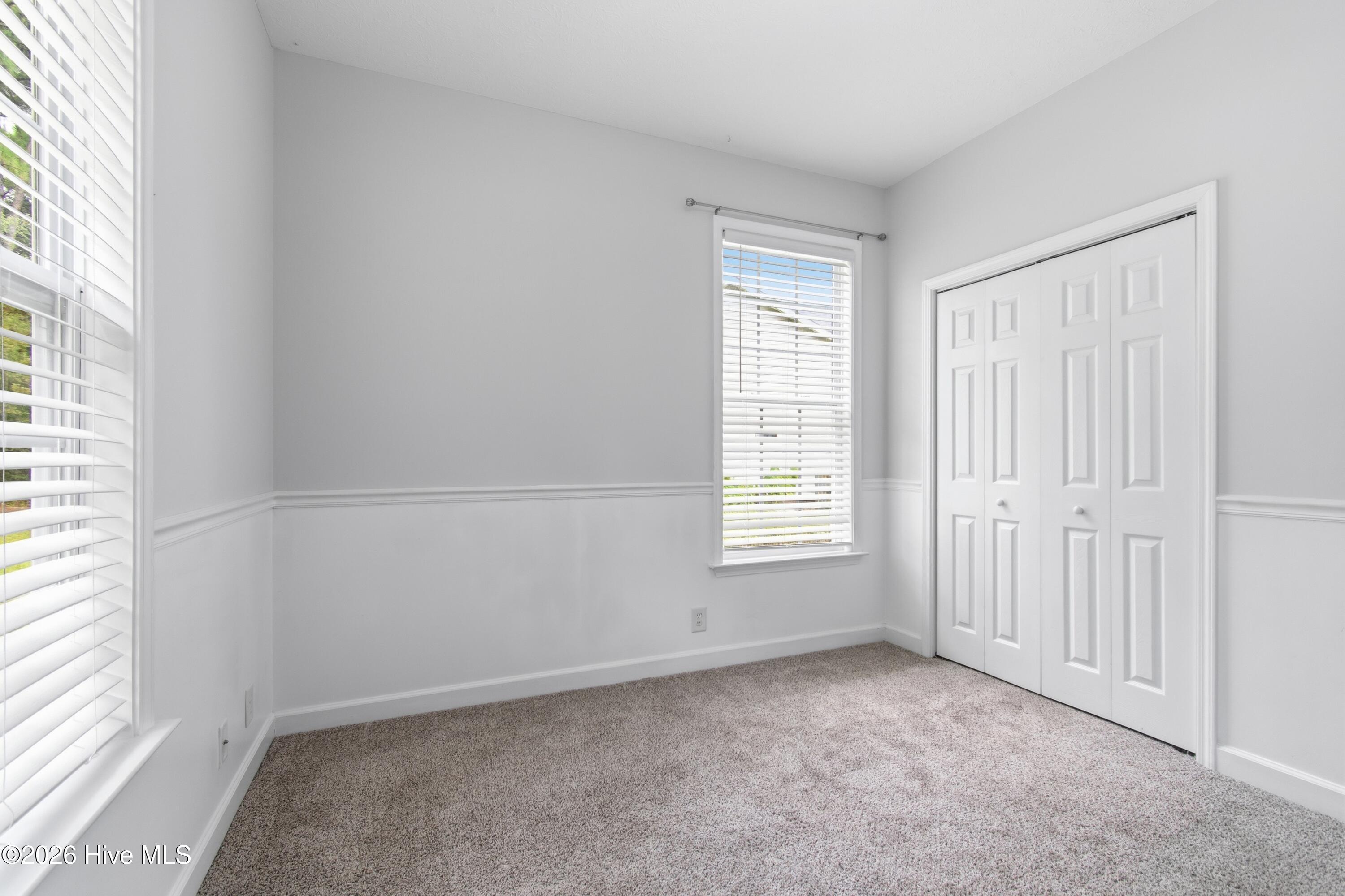 709 E Pipers Glen Property Photo 25