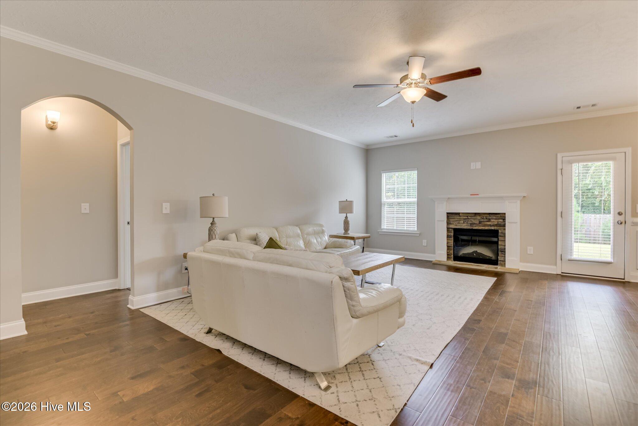 5370 Greyton Circle Property Photo 5