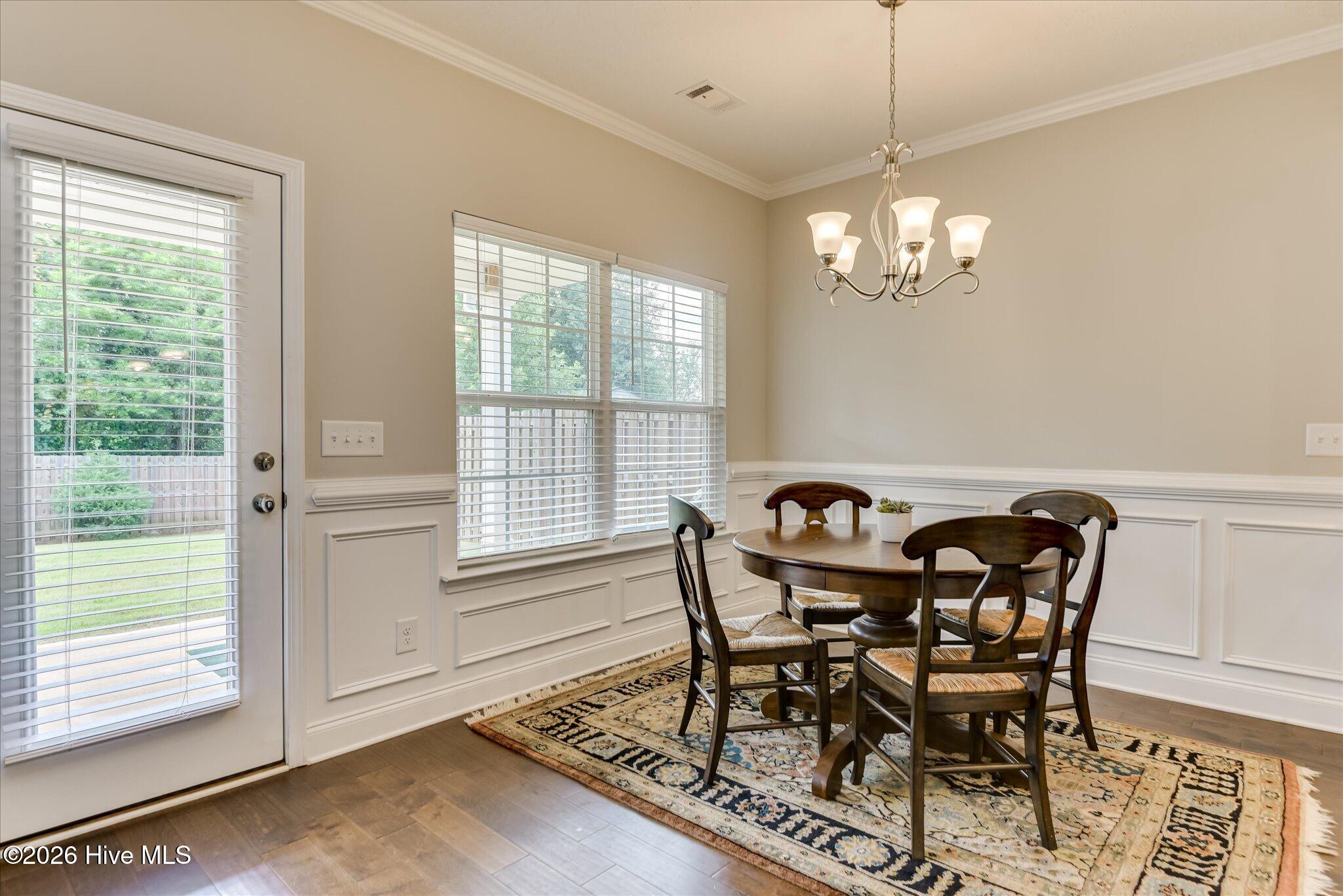 5370 Greyton Circle Property Photo 8