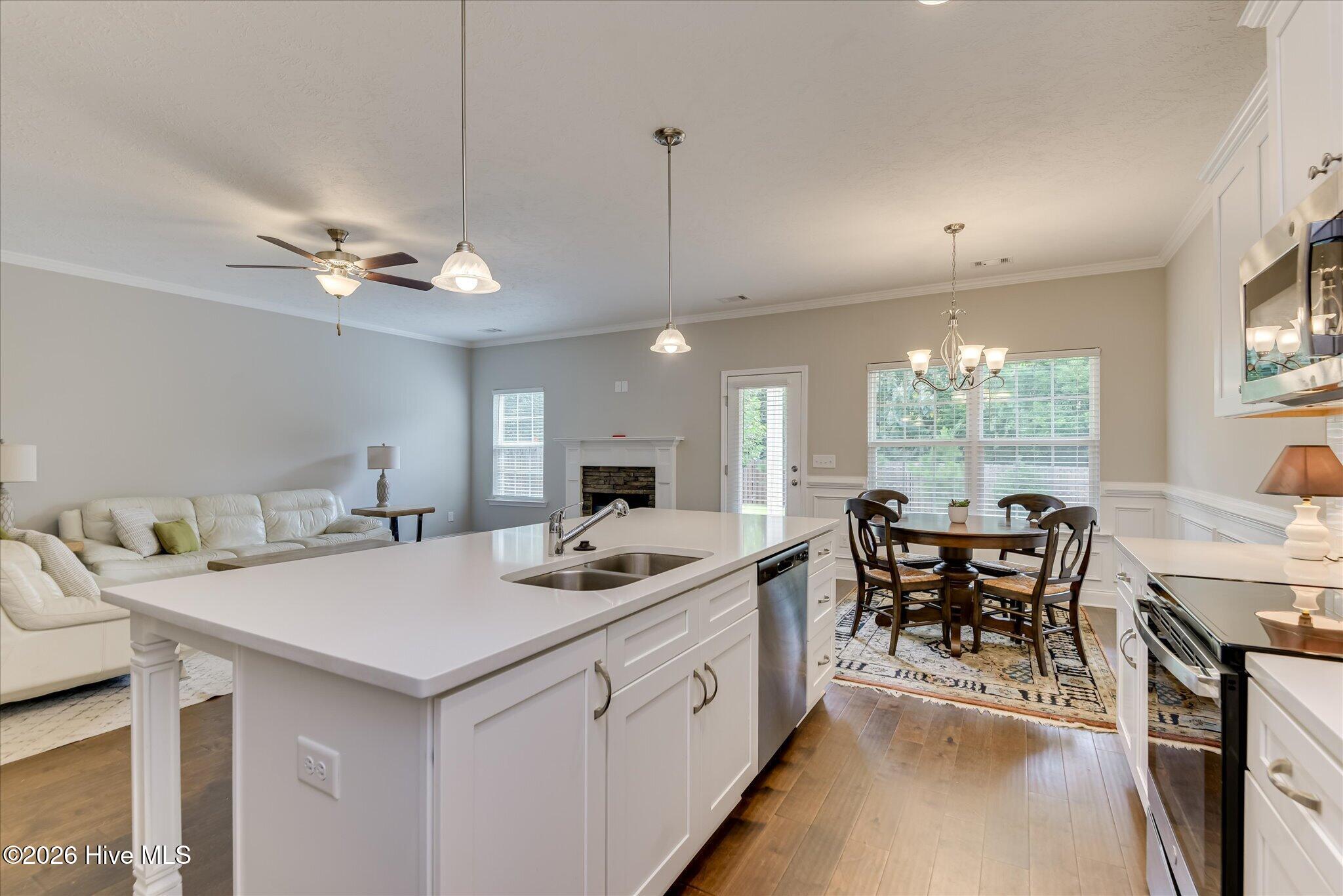 5370 Greyton Circle Property Photo 11