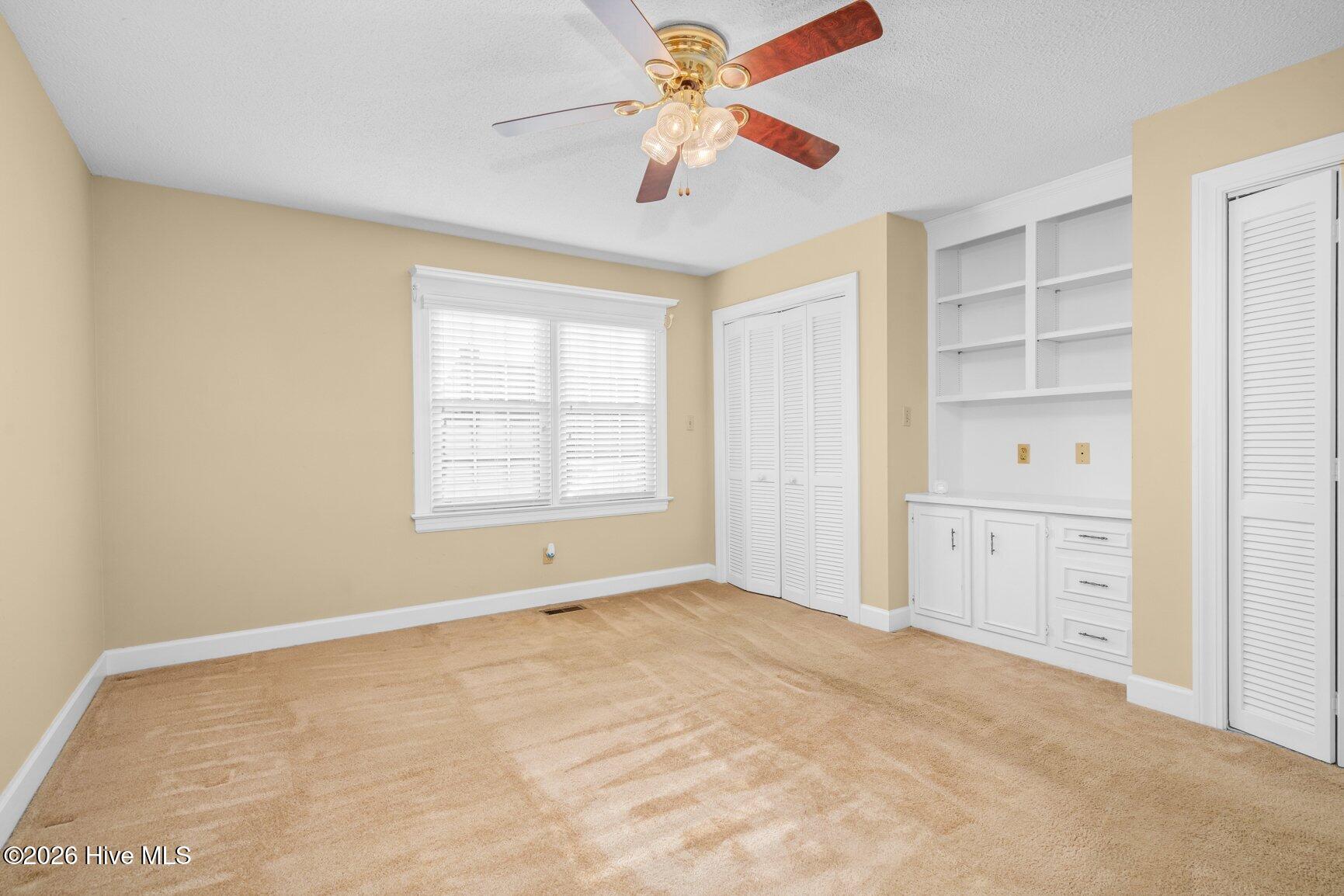 2400 Bradford Drive N 1b Property Photo 20