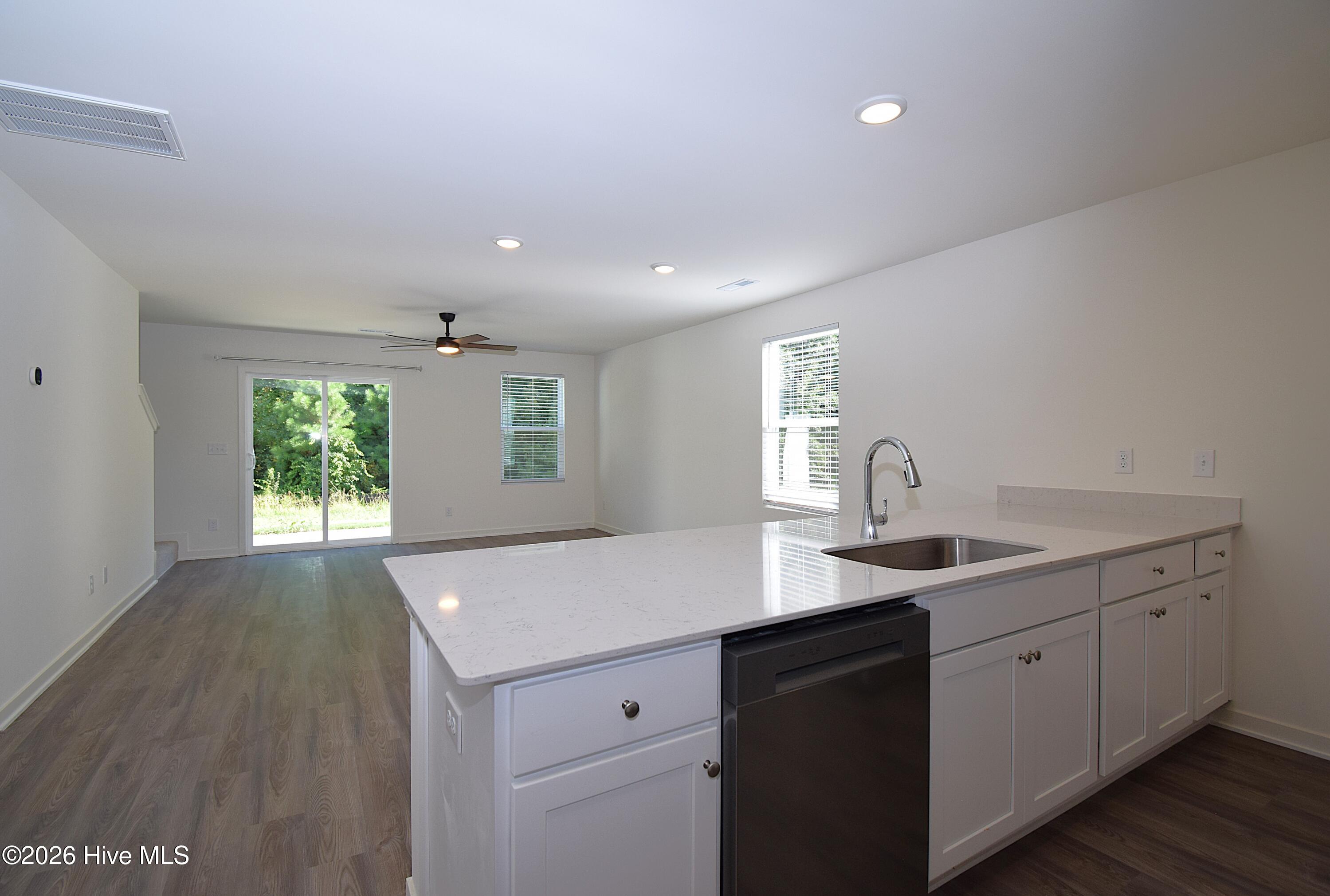 2460 Brookville Drive B Property Photo 4