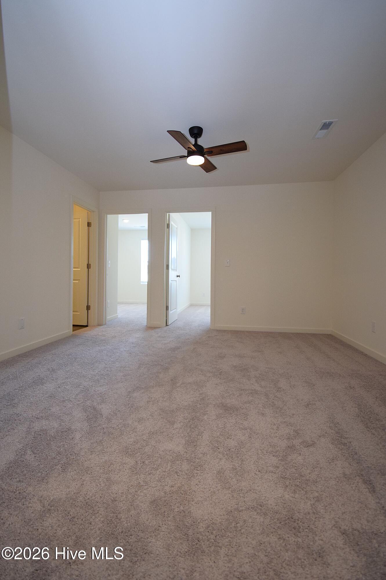 2460 Brookville Drive B Property Photo 14