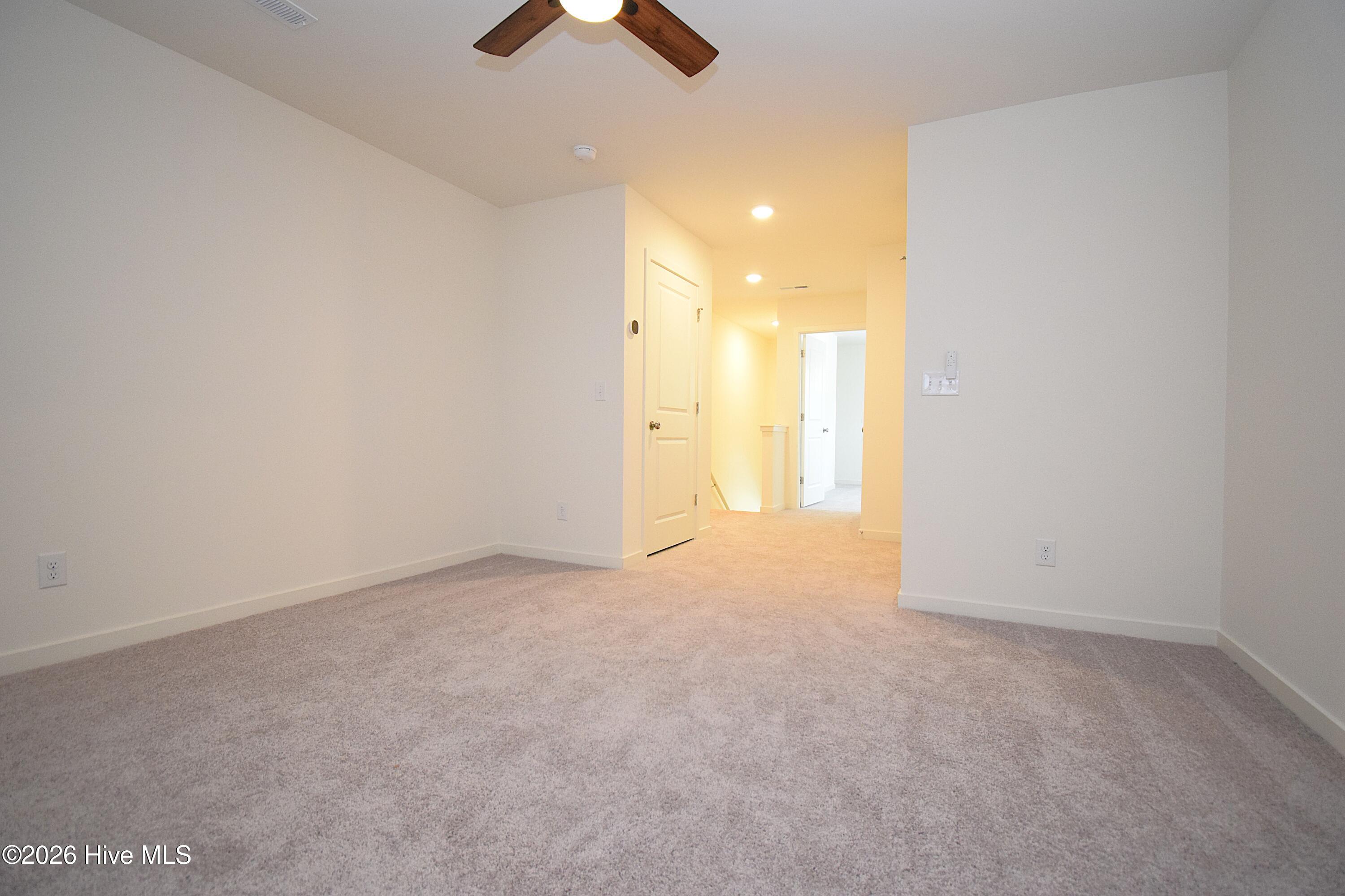 2460 Brookville Drive B Property Photo 15