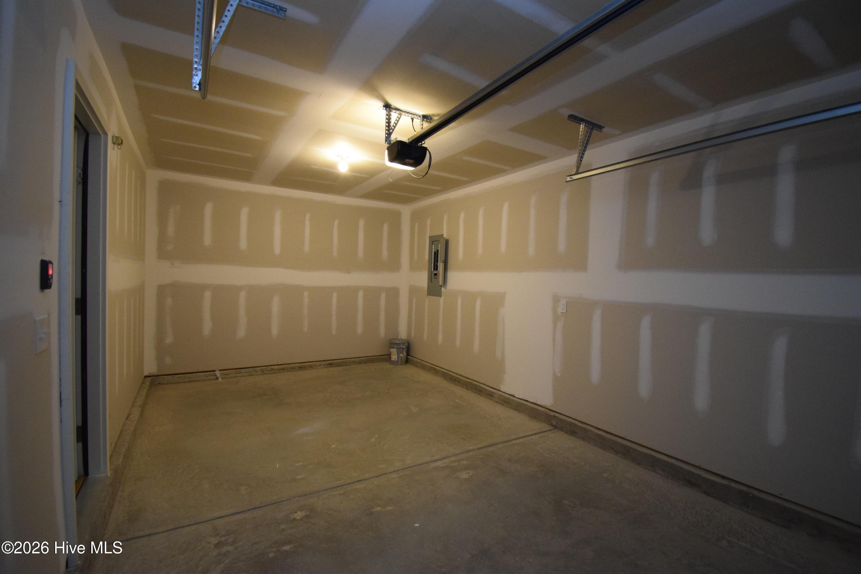 2460 Brookville Drive B Property Photo 19