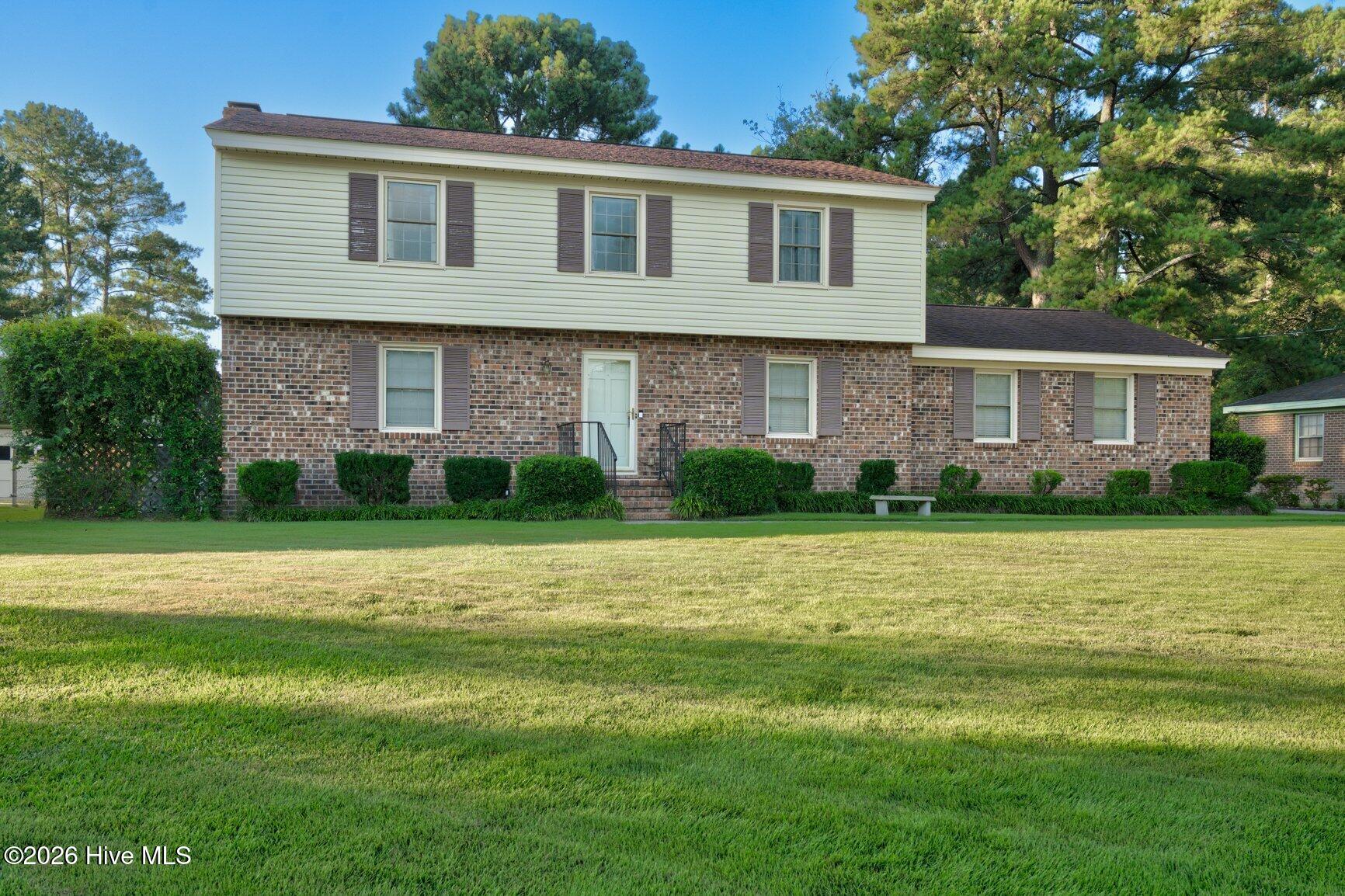 2609 Amherst Road Property Photo 3
