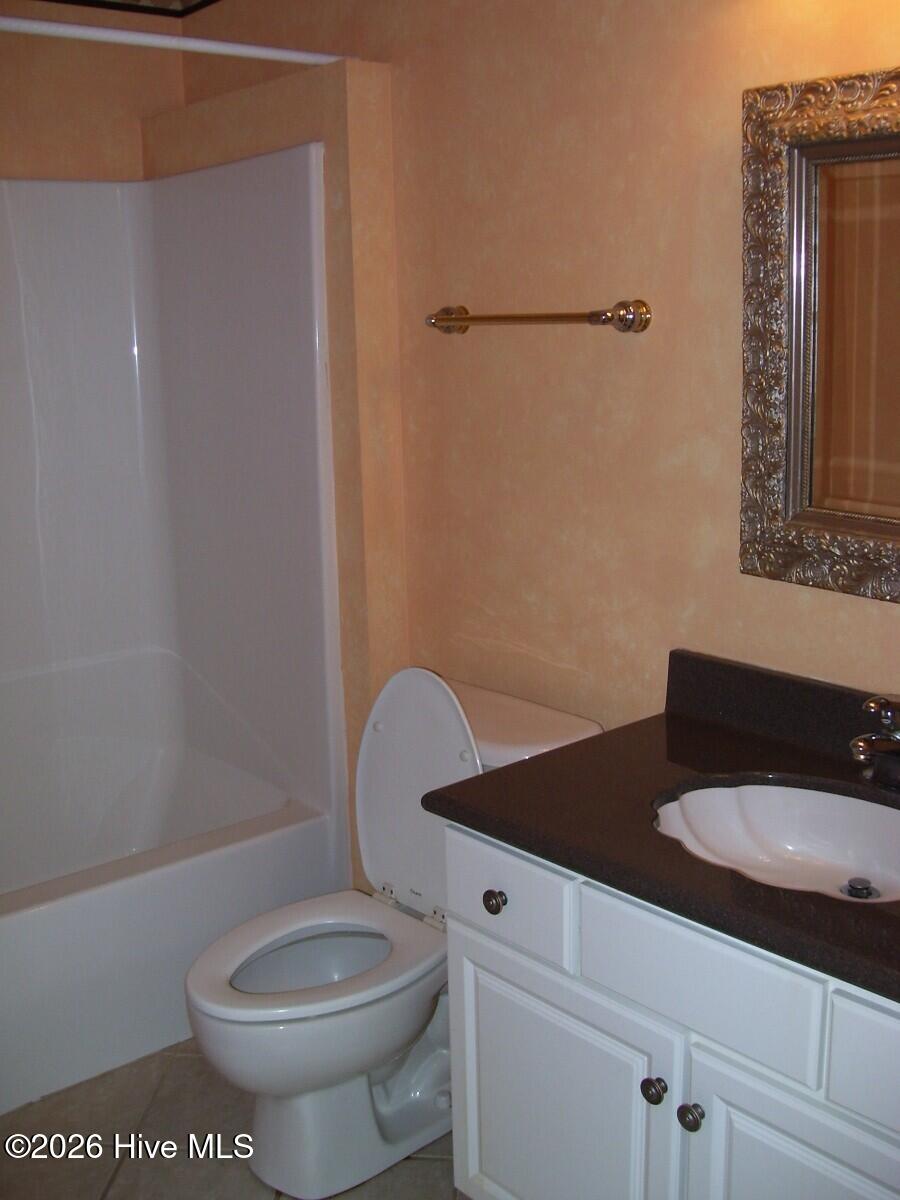 54 Castle Bay Drive Property Photo 7