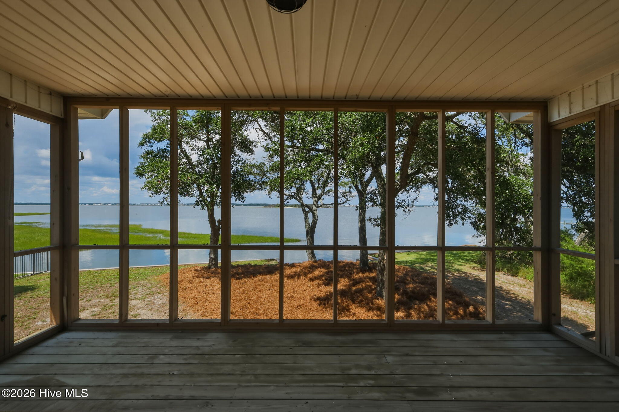 5104 Bogue Sound Drive Property Photo 4