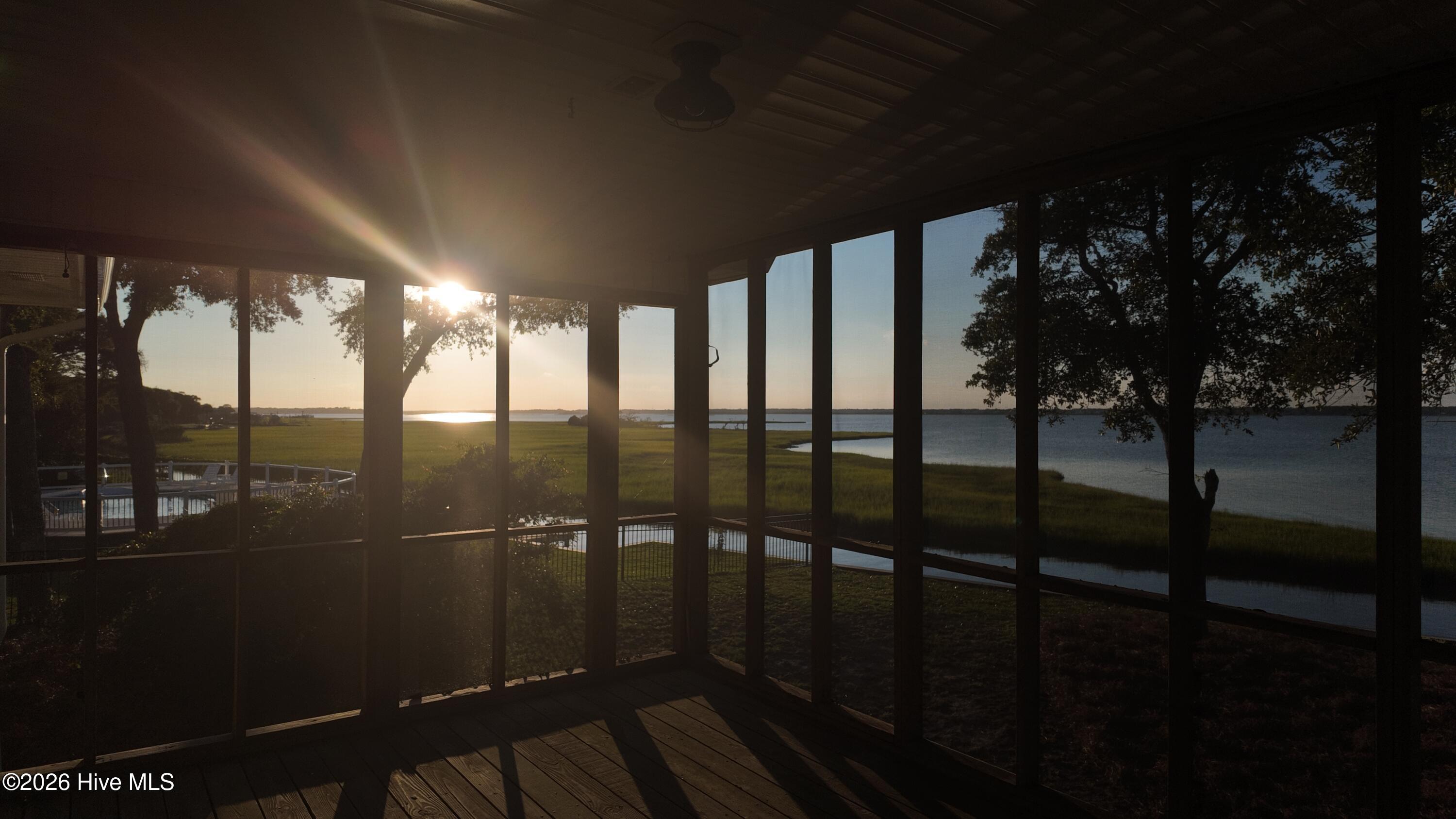 5104 Bogue Sound Drive Property Photo 6