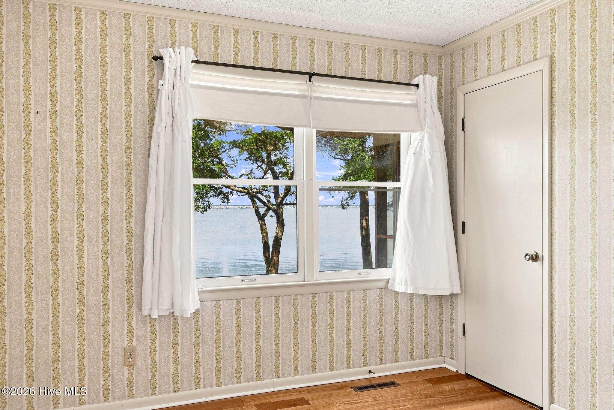 5104 Bogue Sound Drive Property Photo 33