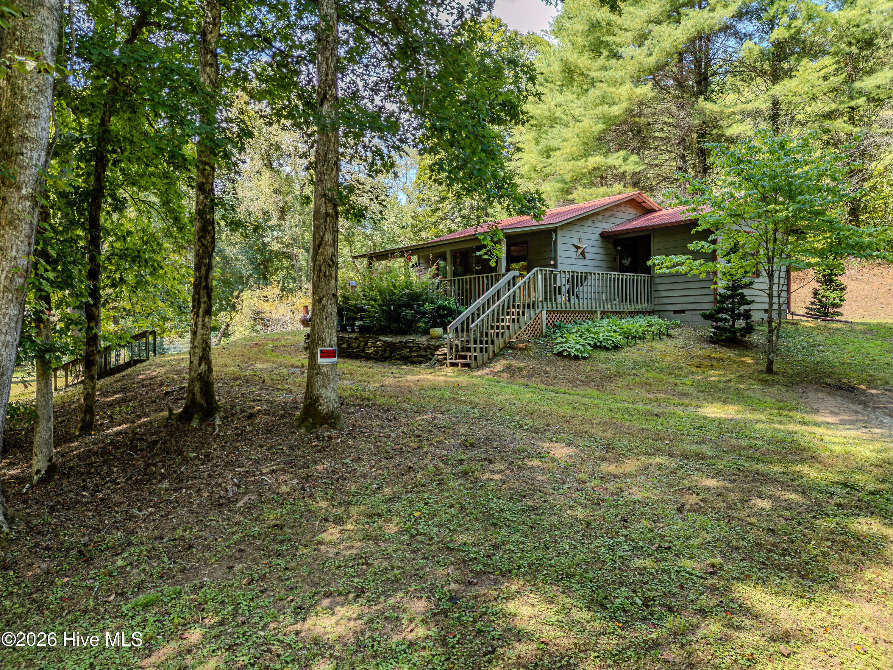 372 Hunter Ridge Property Photo 2