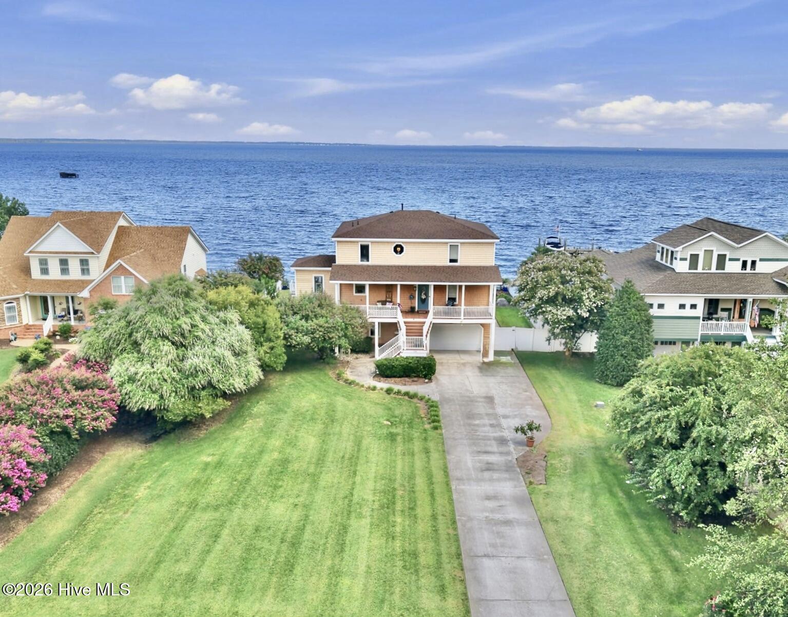 158 Mariners Way Property Photo 1
