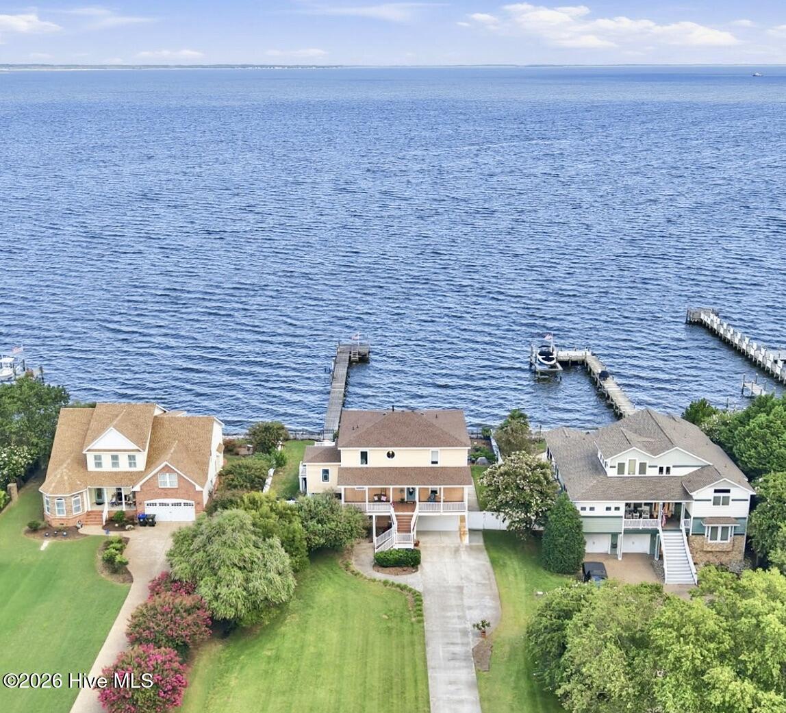 158 Mariners Way Property Photo 3