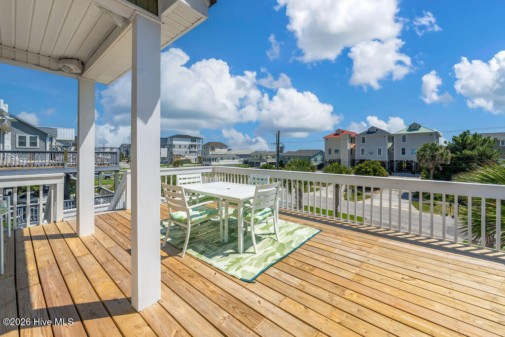 703 S Shore Drive Property Photo 9
