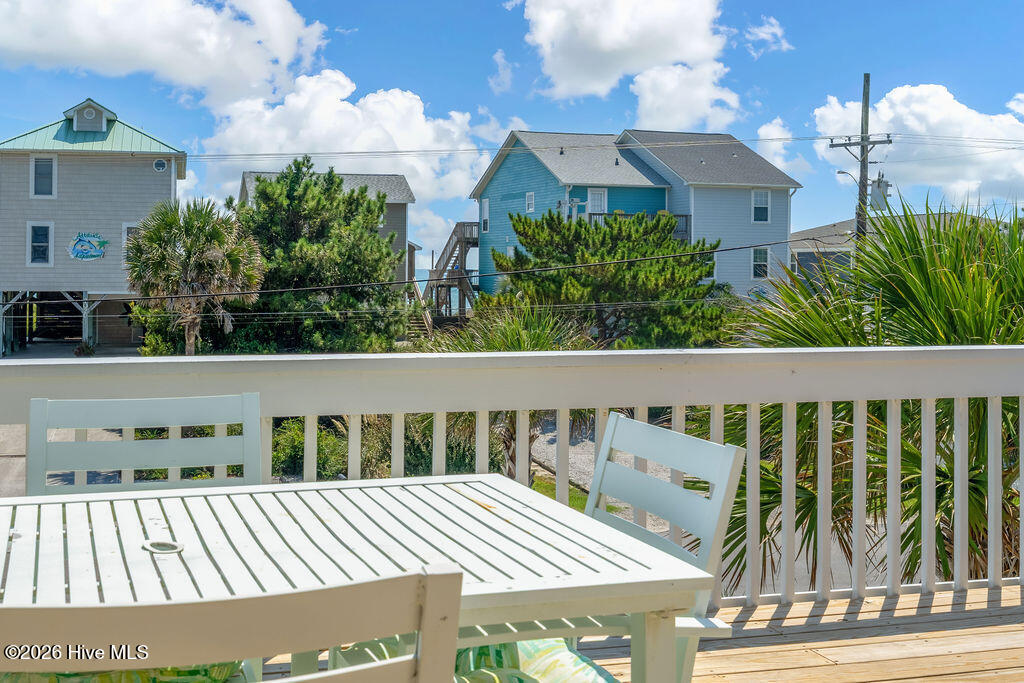 703 S Shore Drive Property Photo 10