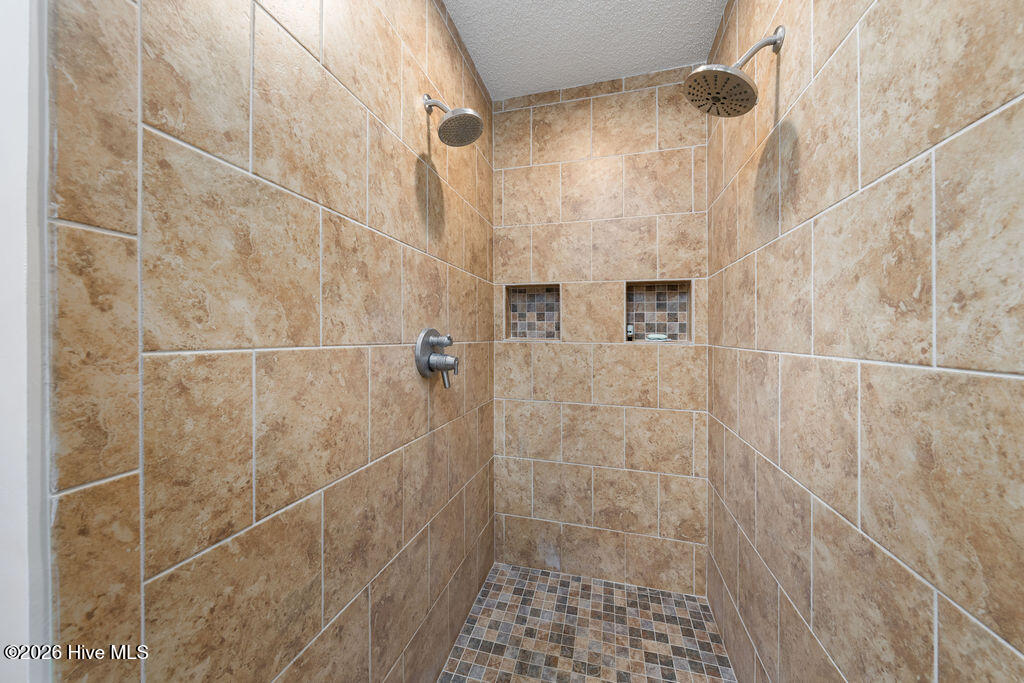 703 S Shore Drive Property Photo 35