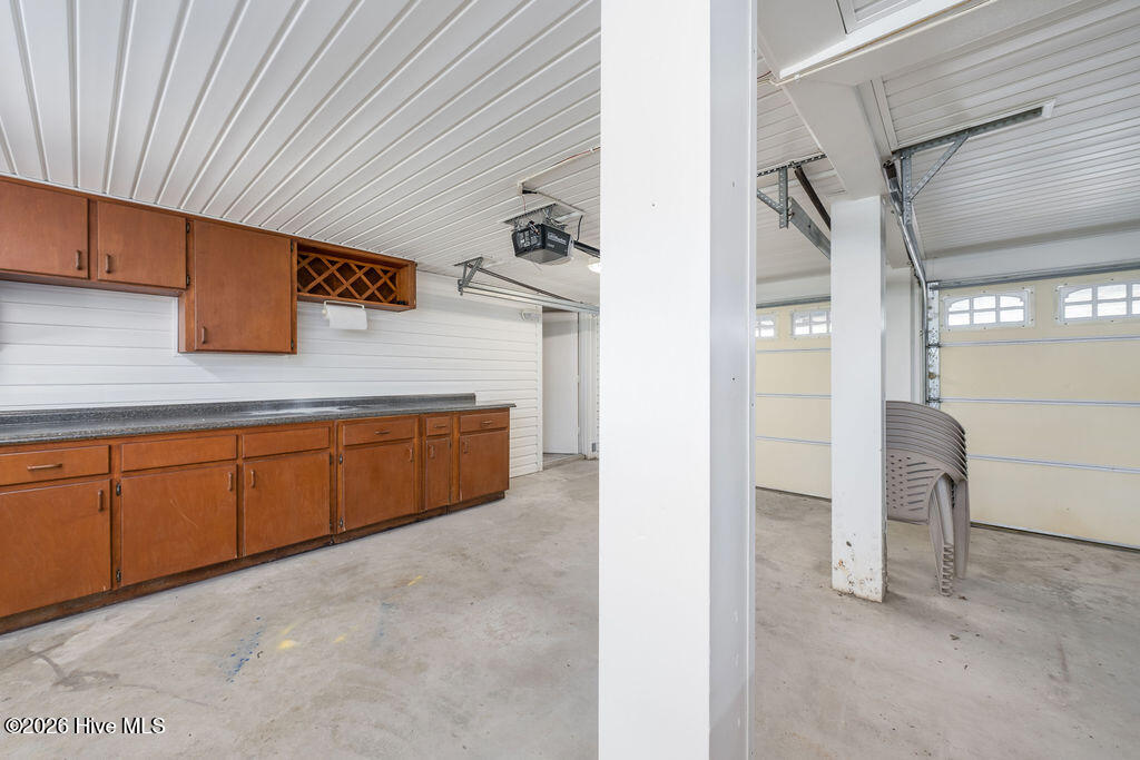 703 S Shore Drive Property Photo 52