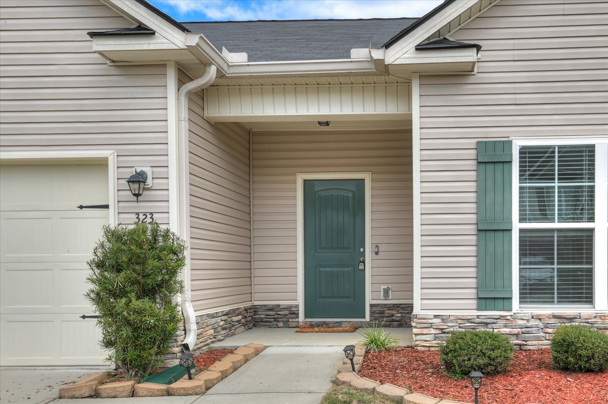 323 Koweta Way Property Photo 4