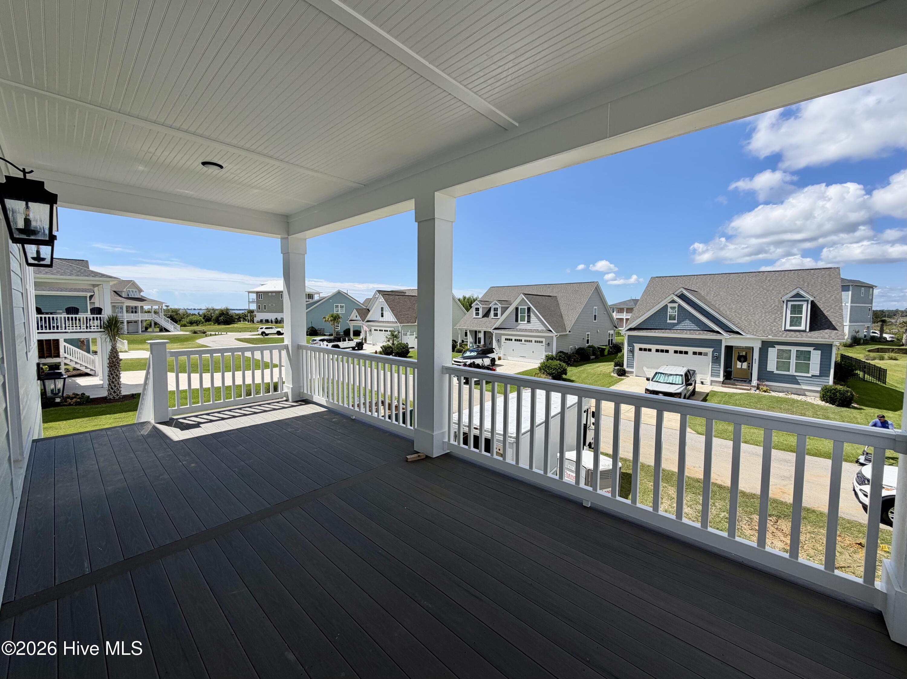 656 Fishermans Point Property Photo 2
