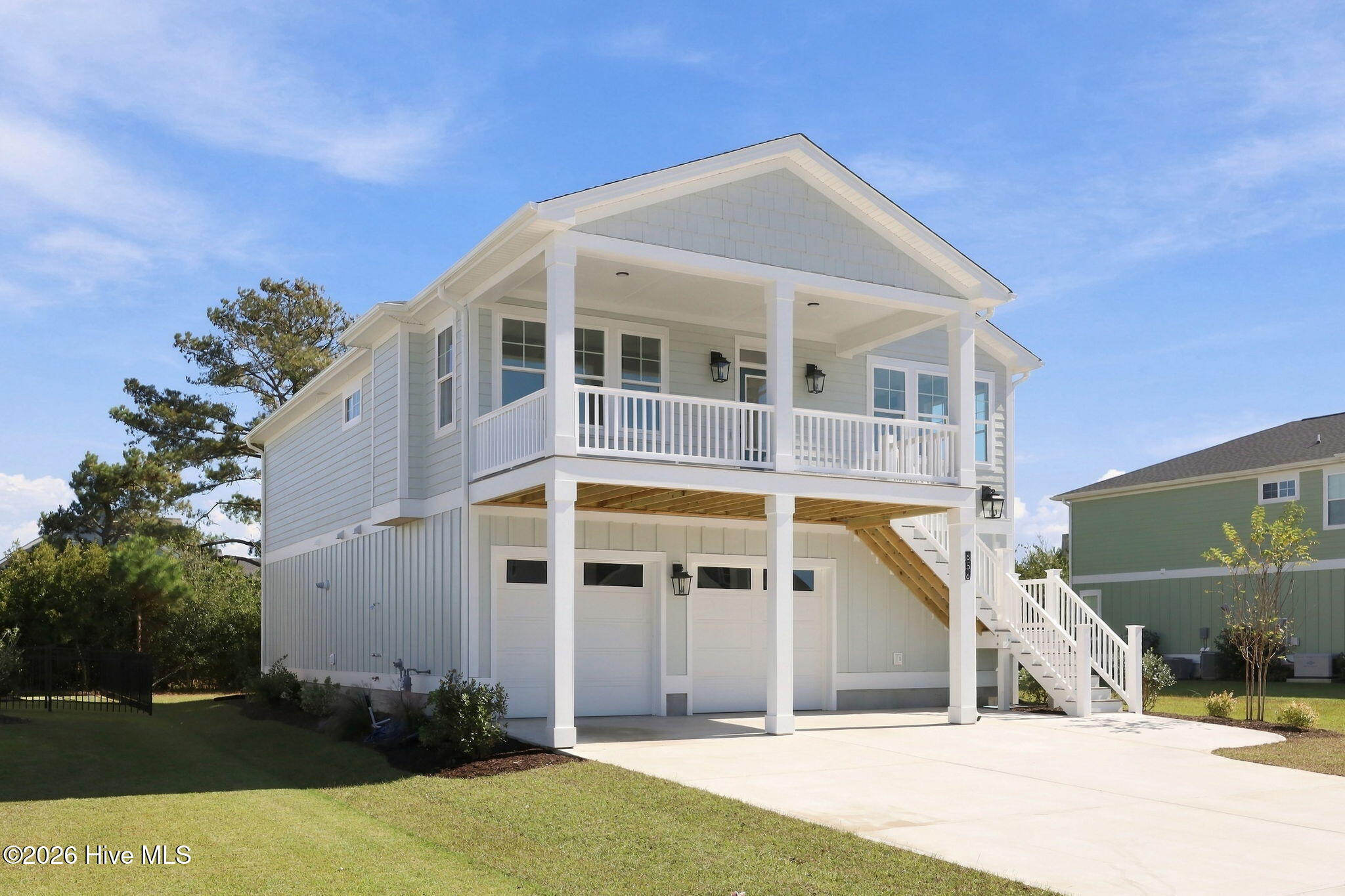 656 Fishermans Point Property Photo 4