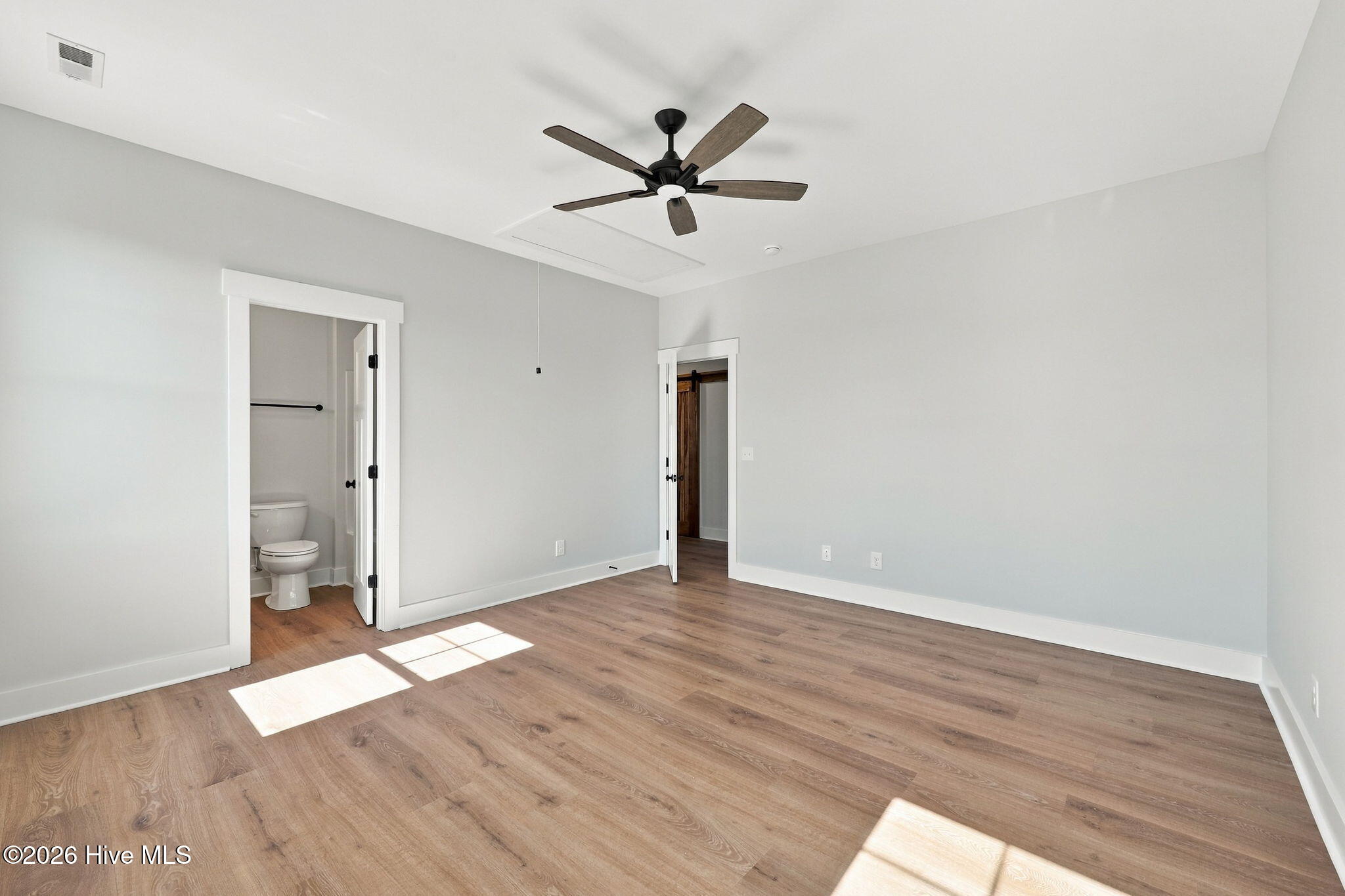 656 Fishermans Point Property Photo 41