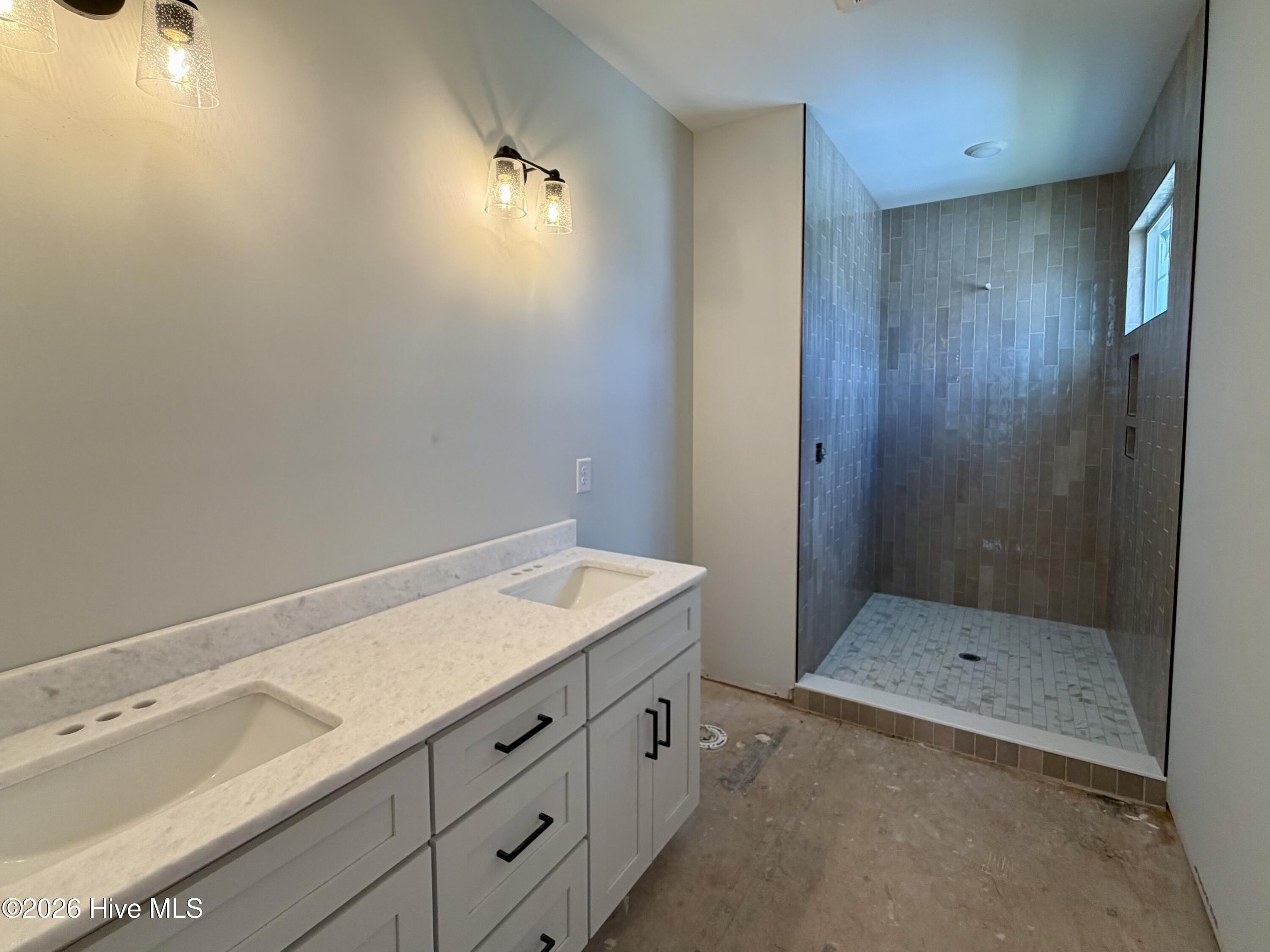 656 Fishermans Point Property Photo 46