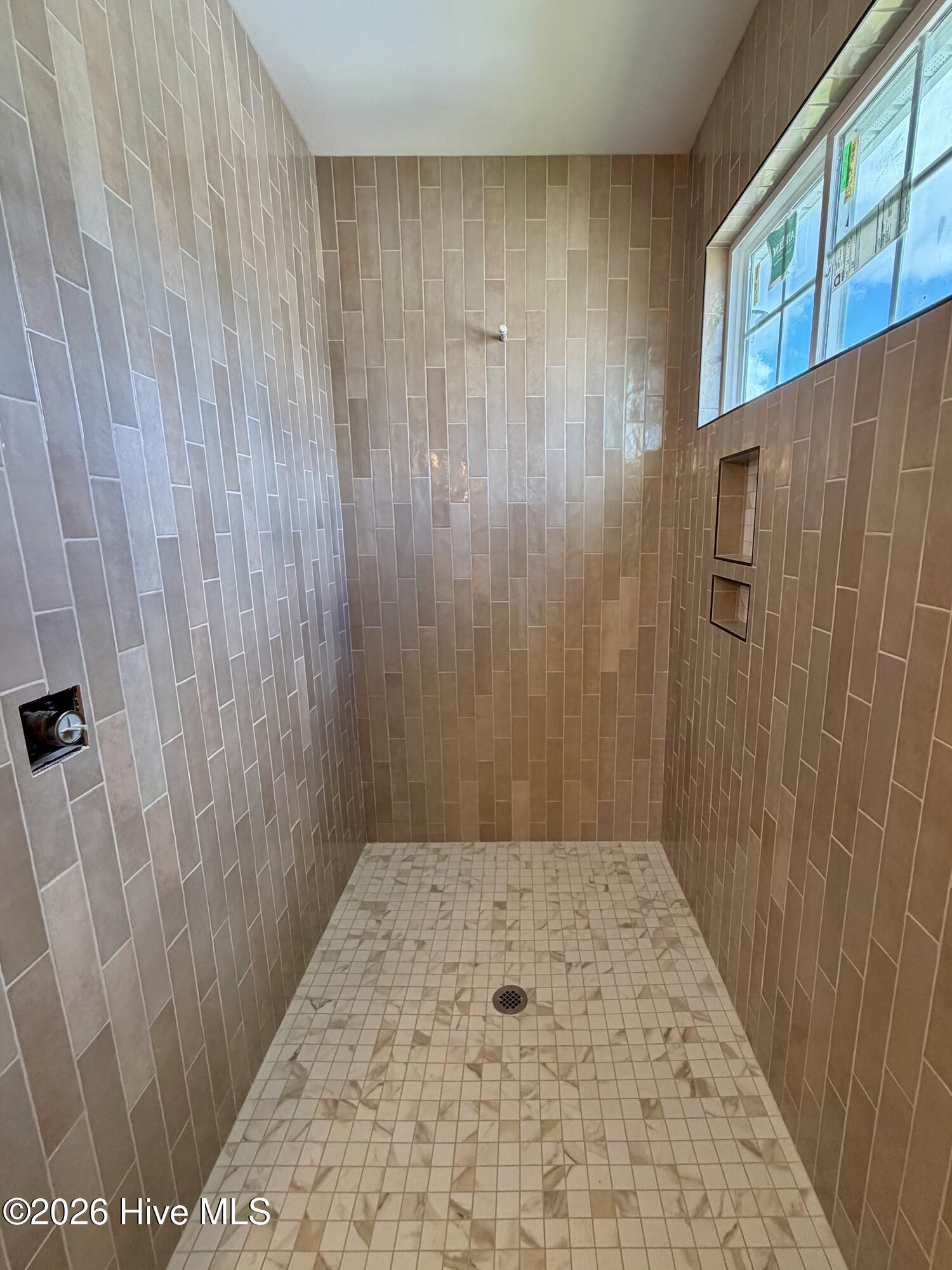 656 Fishermans Point Property Photo 47