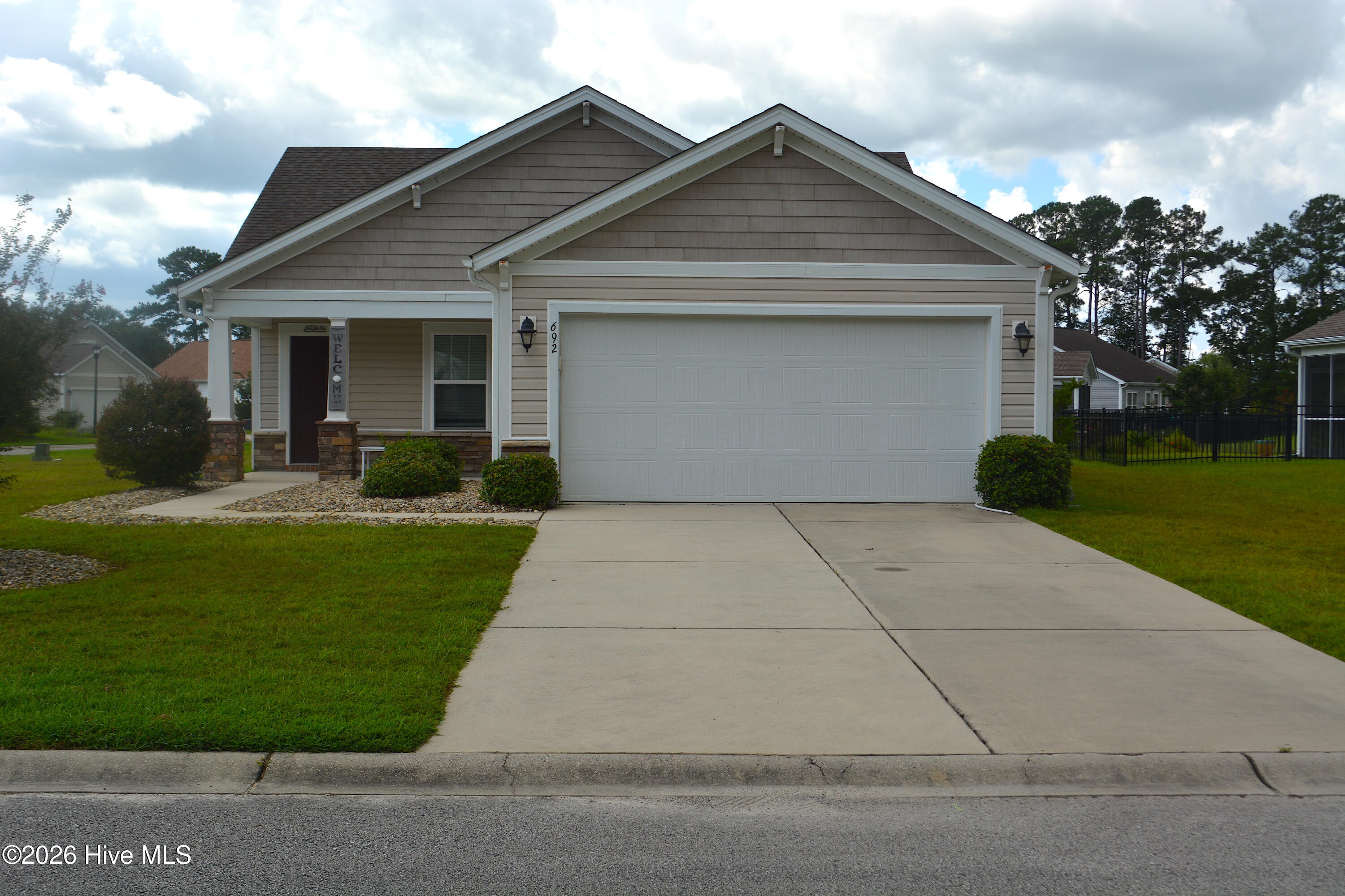 692 Pickering Drive Nw Property Photo 1