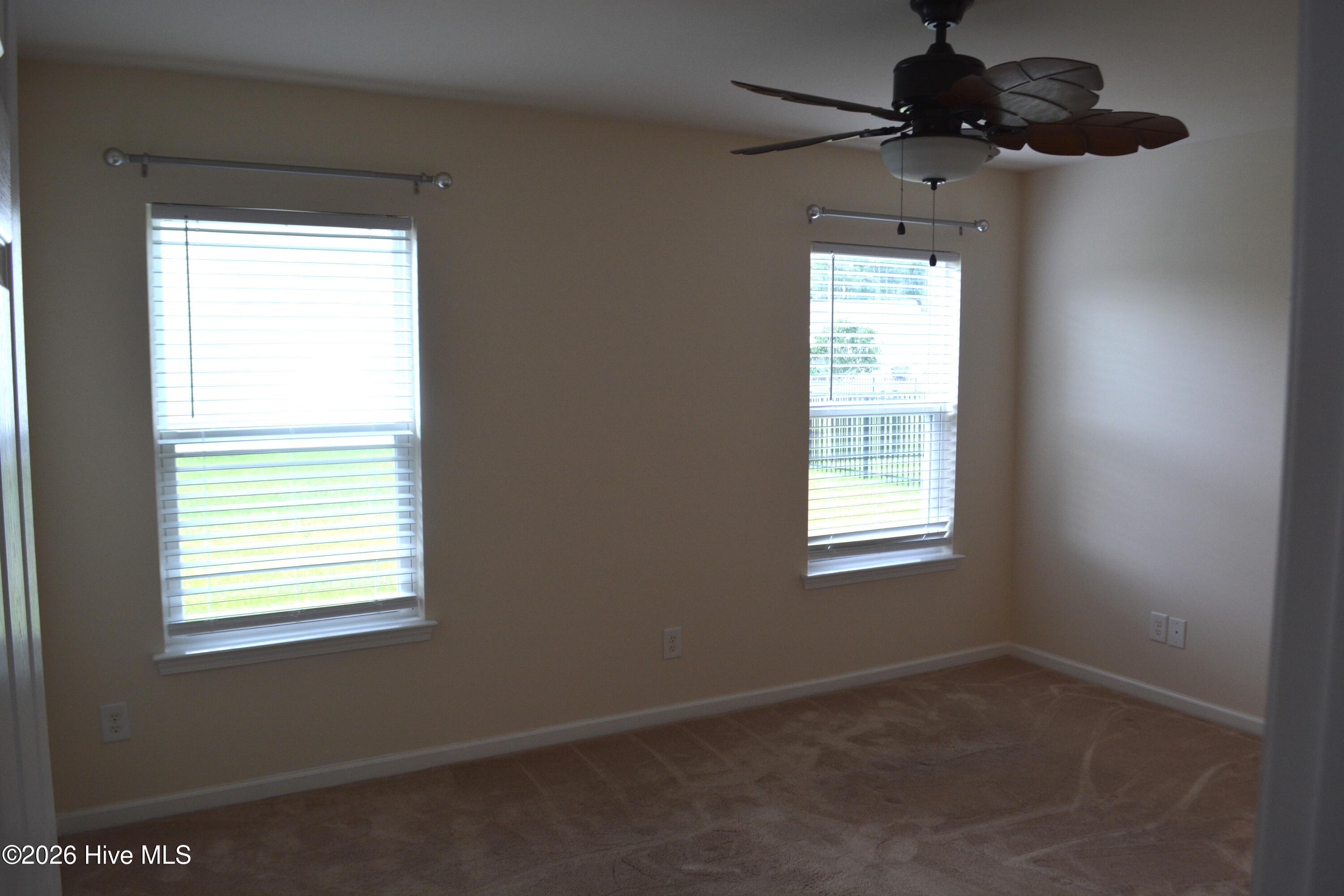692 Pickering Drive Nw Property Photo 10