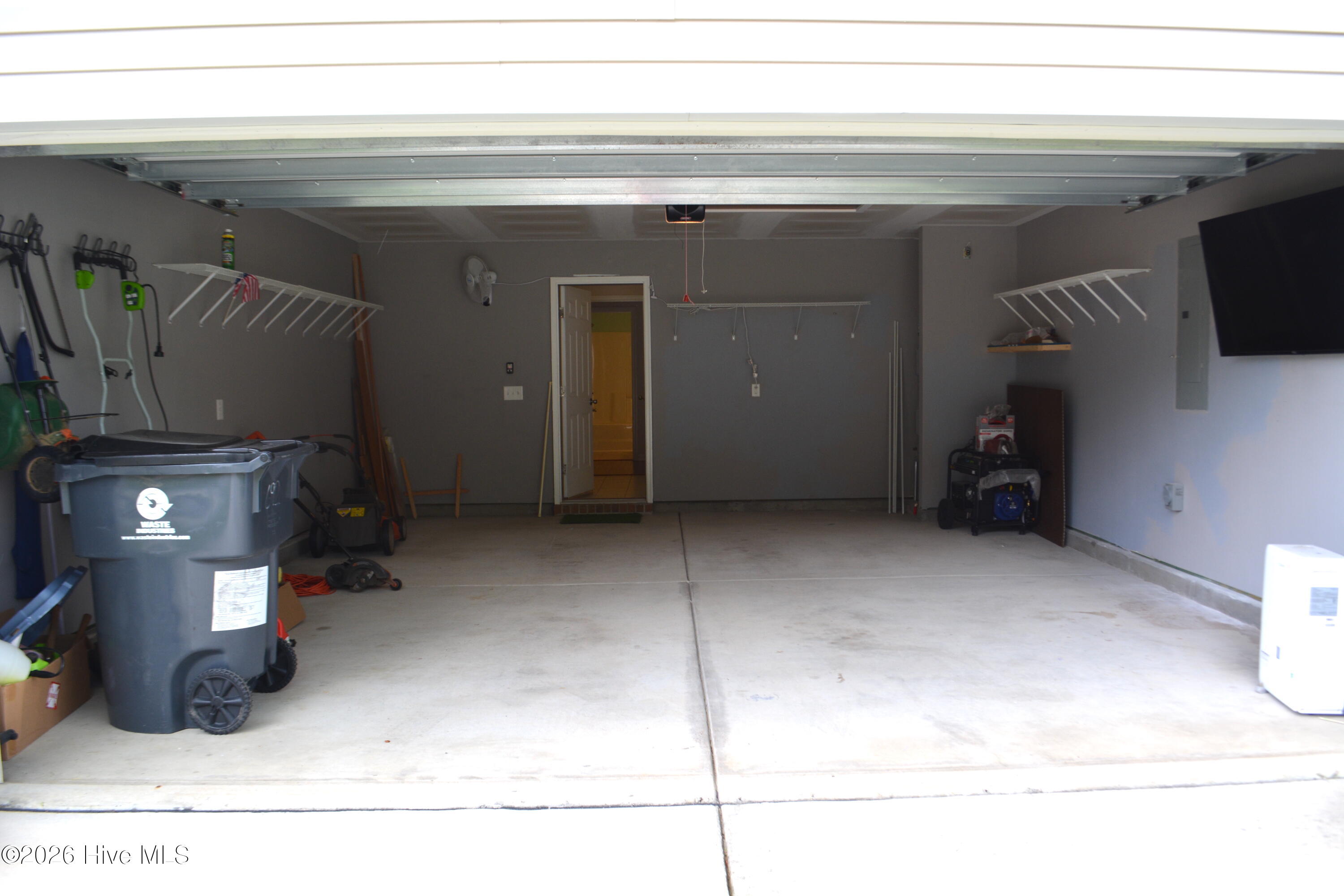 692 Pickering Drive Nw Property Photo 24