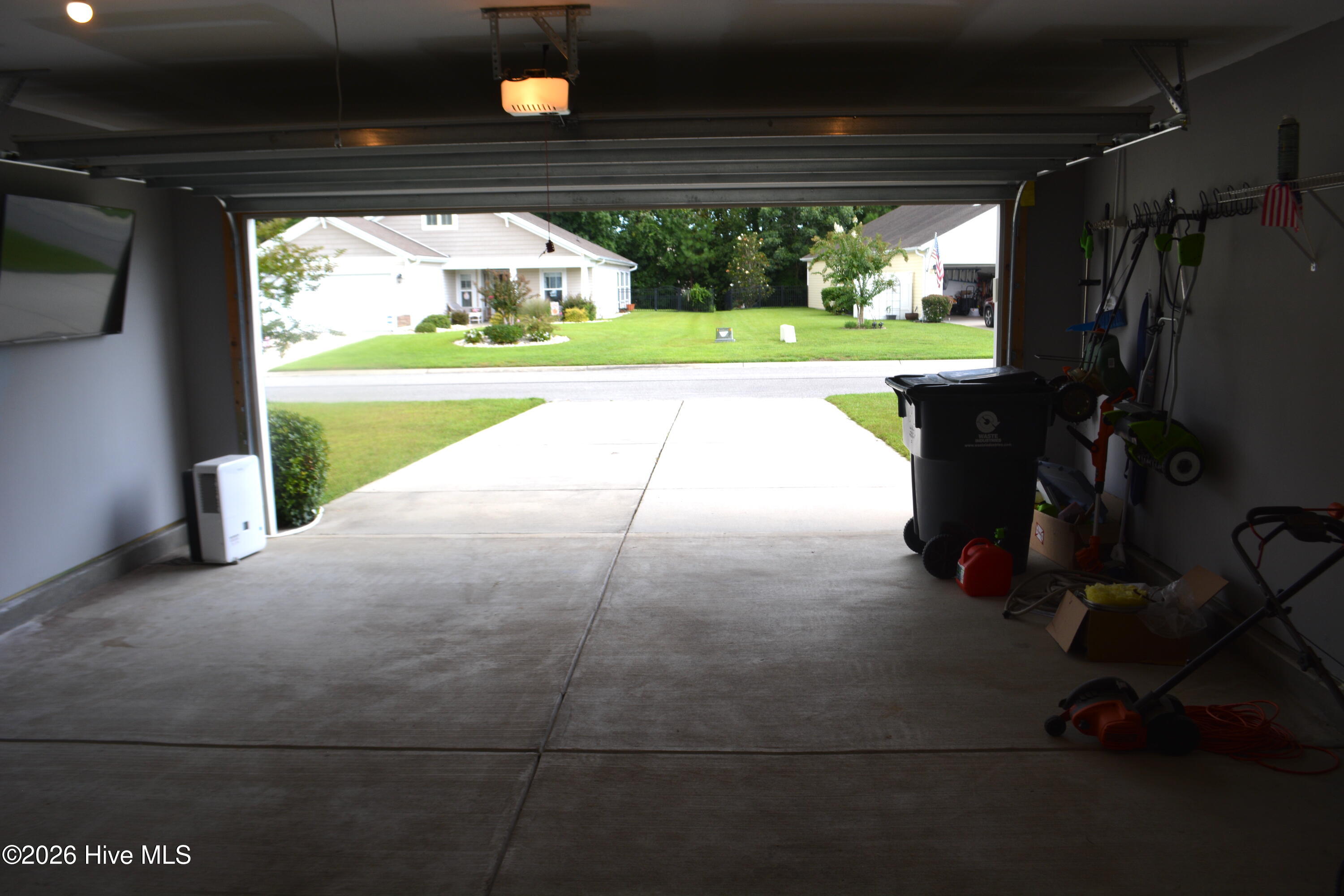 692 Pickering Drive Nw Property Photo 25
