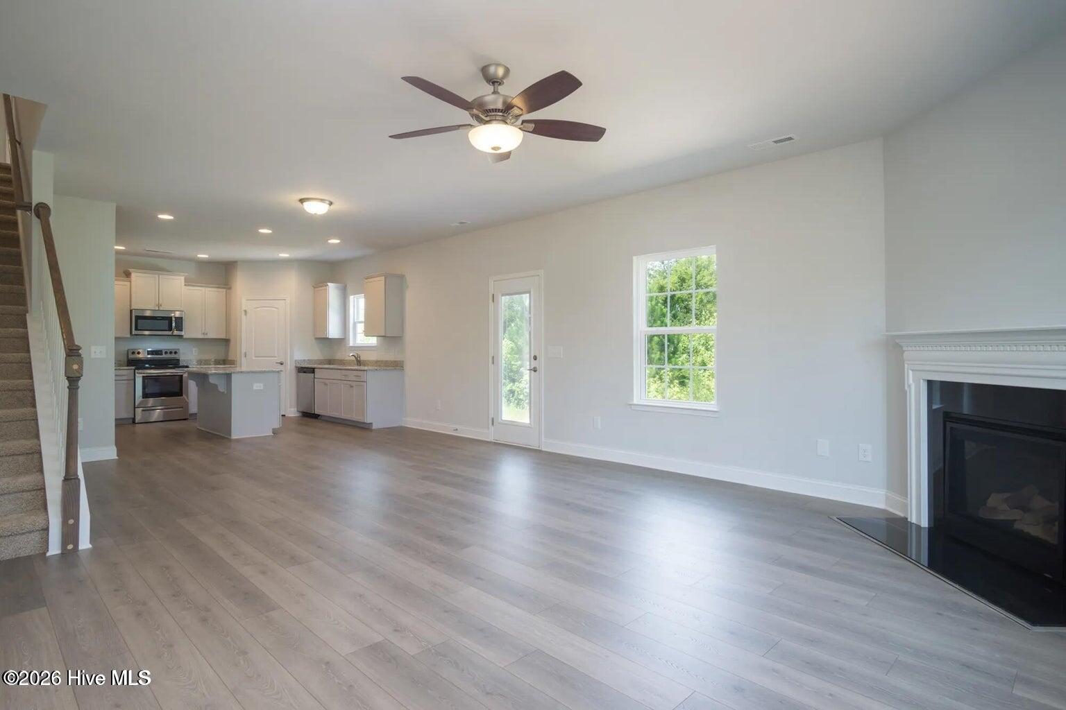 1009 Shadowpine Way Lot 40 Property Photo 6