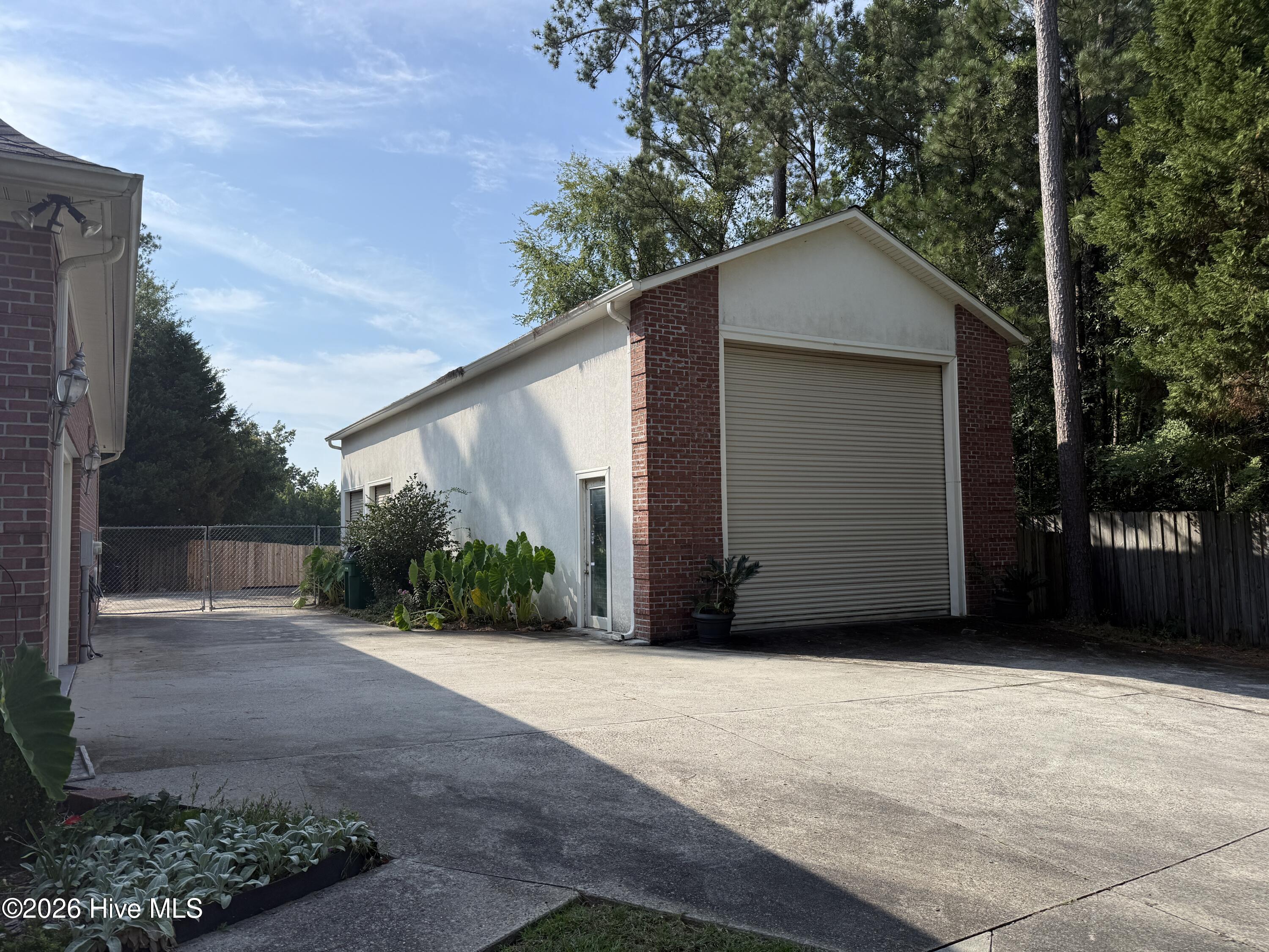4816 Silver Lake Drive Property Photo 4