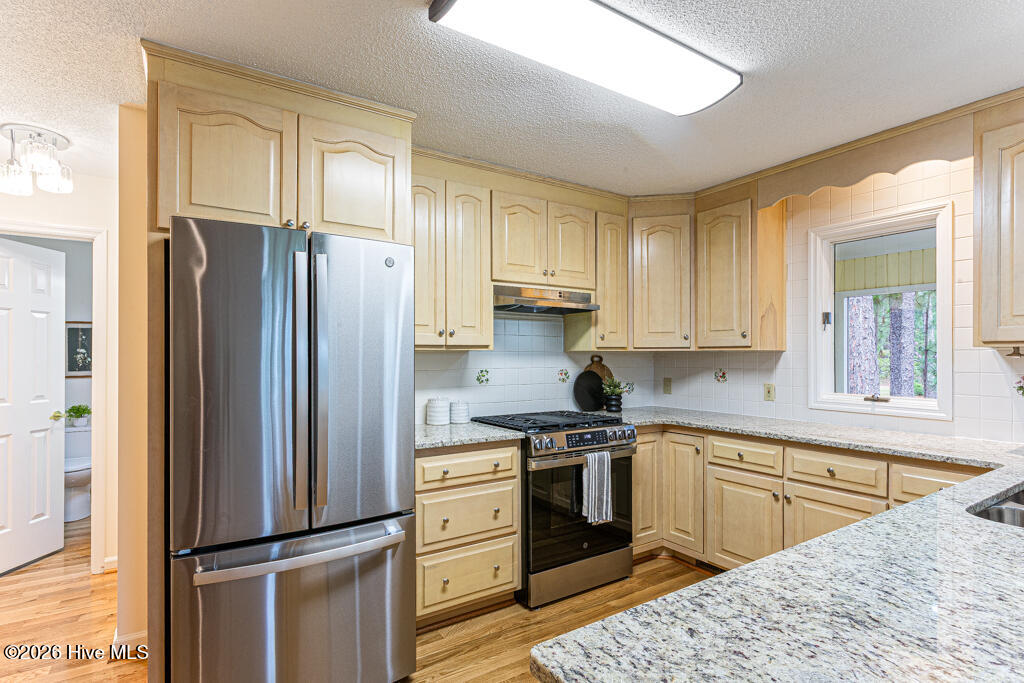 71 Deerwood Lane Property Photo 18