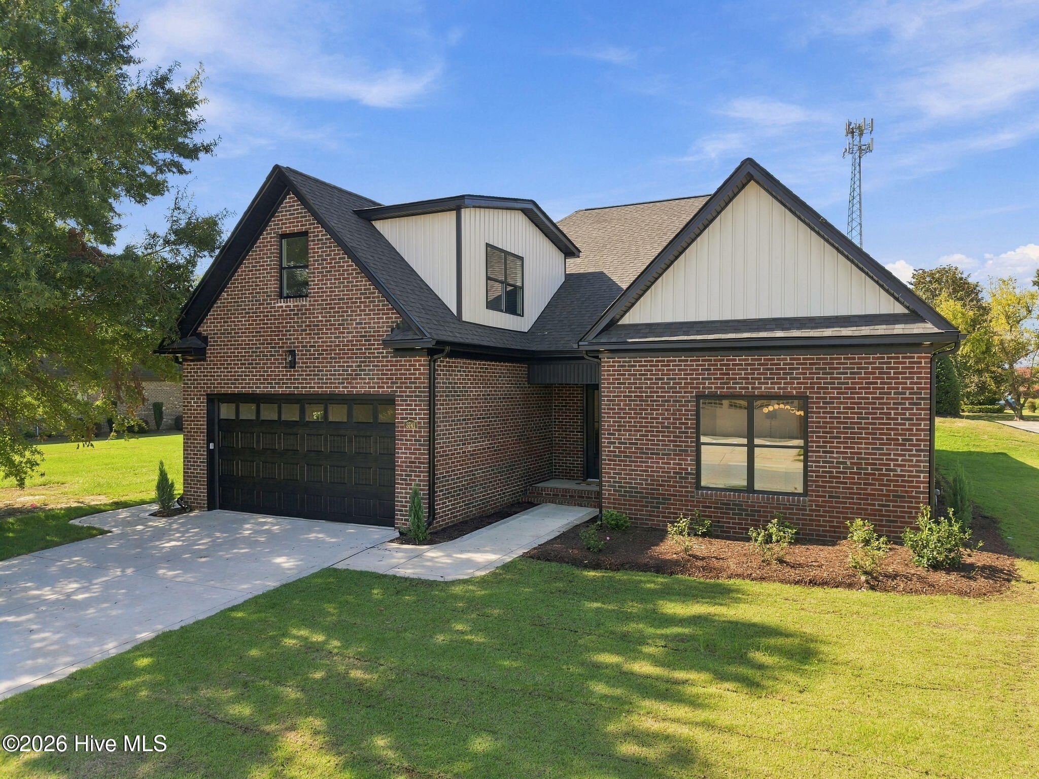 3741 Prestwick Place Property Photo 2