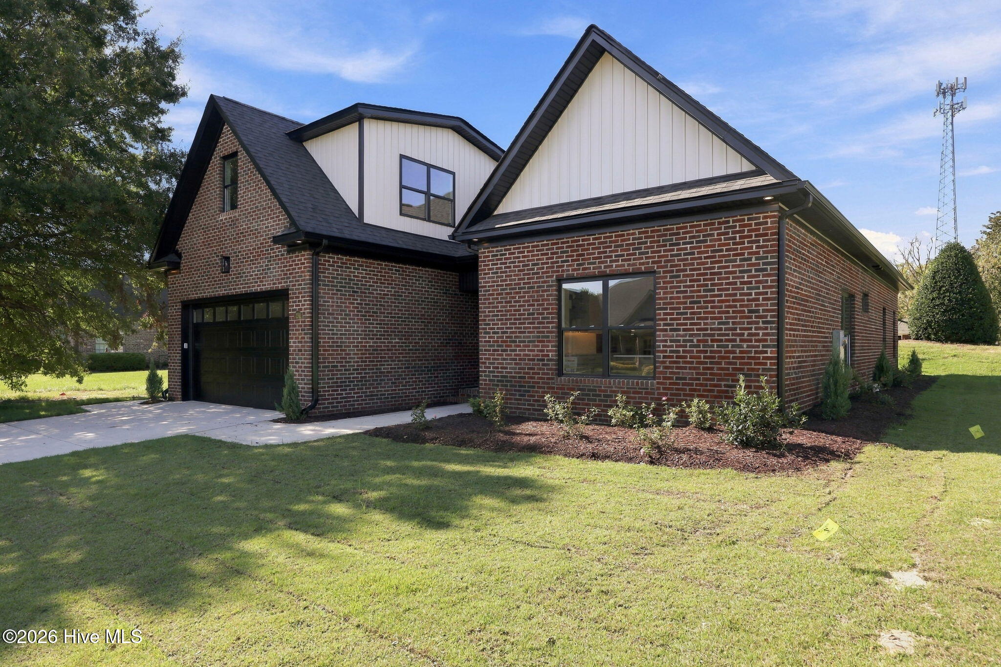 3741 Prestwick Place Property Photo 3
