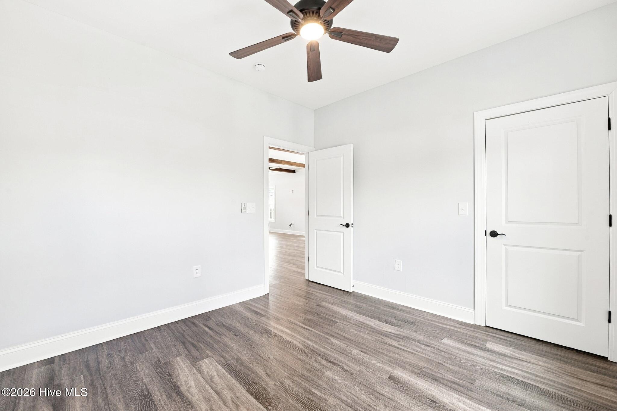 1601 River Drive Property Photo 14