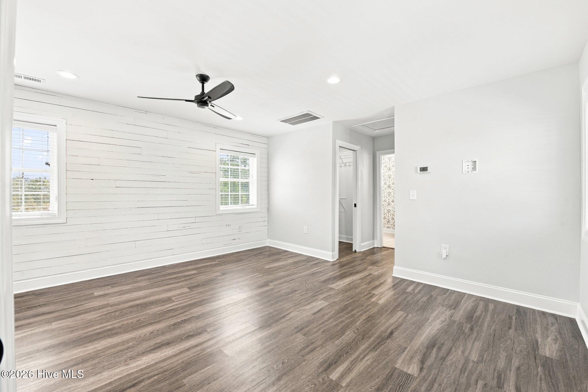 1601 River Drive Property Photo 24