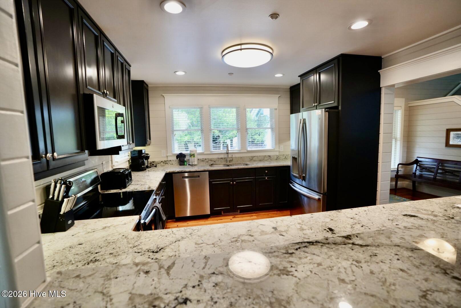 41 Earl Of Craven Court Week I Property Photo 11