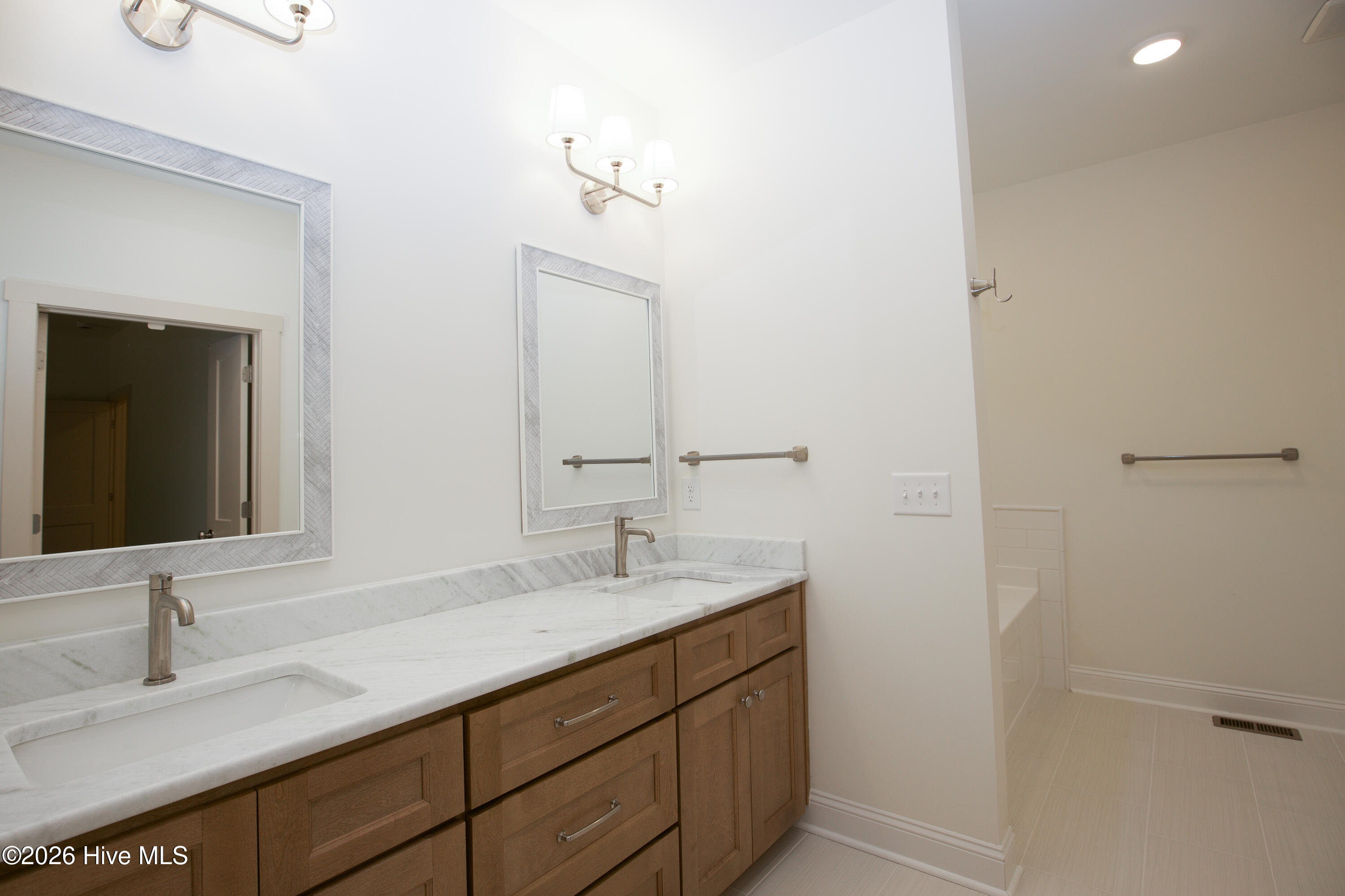 130 Torrey Pines Lane Property Photo 38