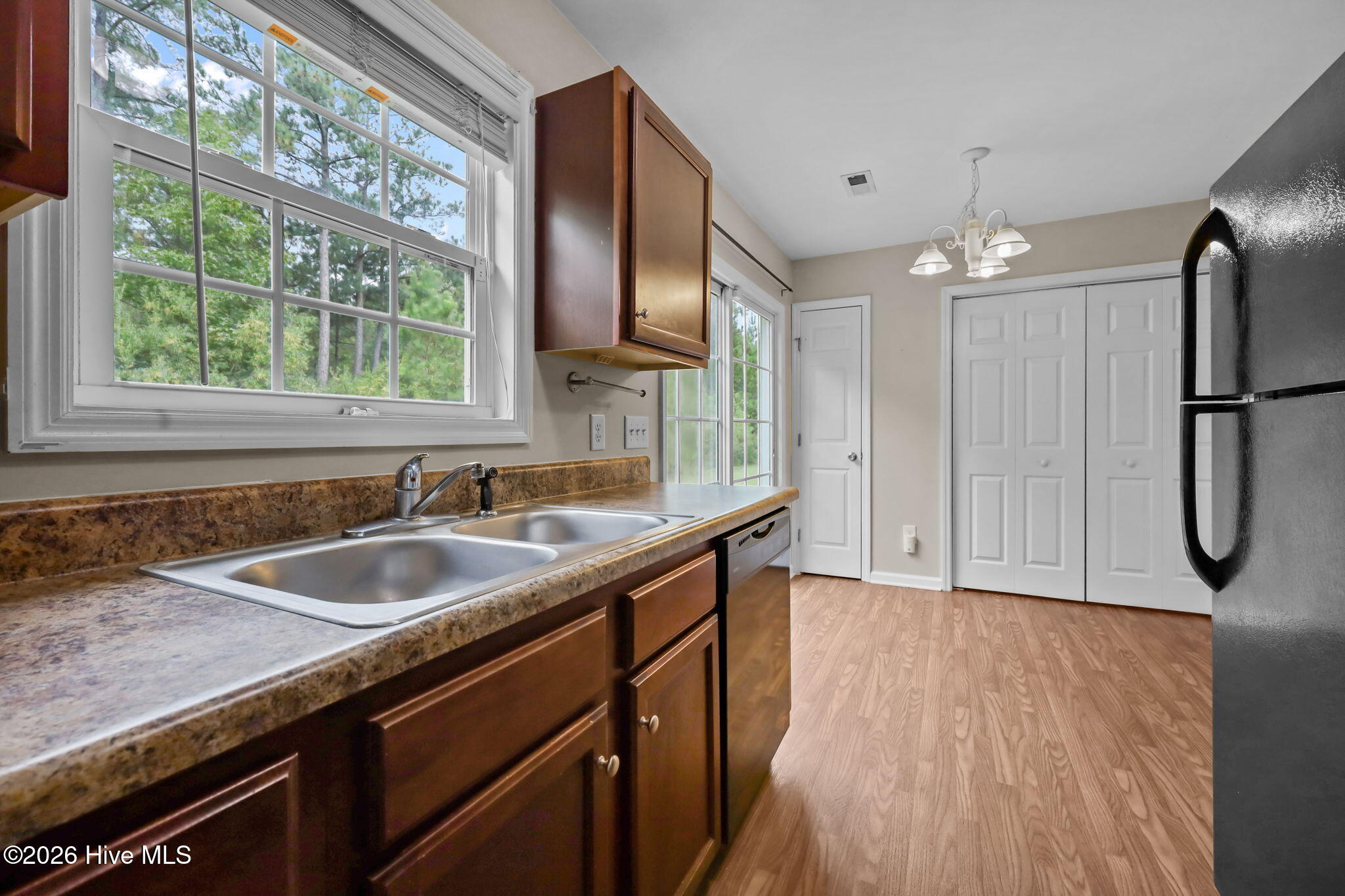 180 Ashbury Park Lane Property Photo 10